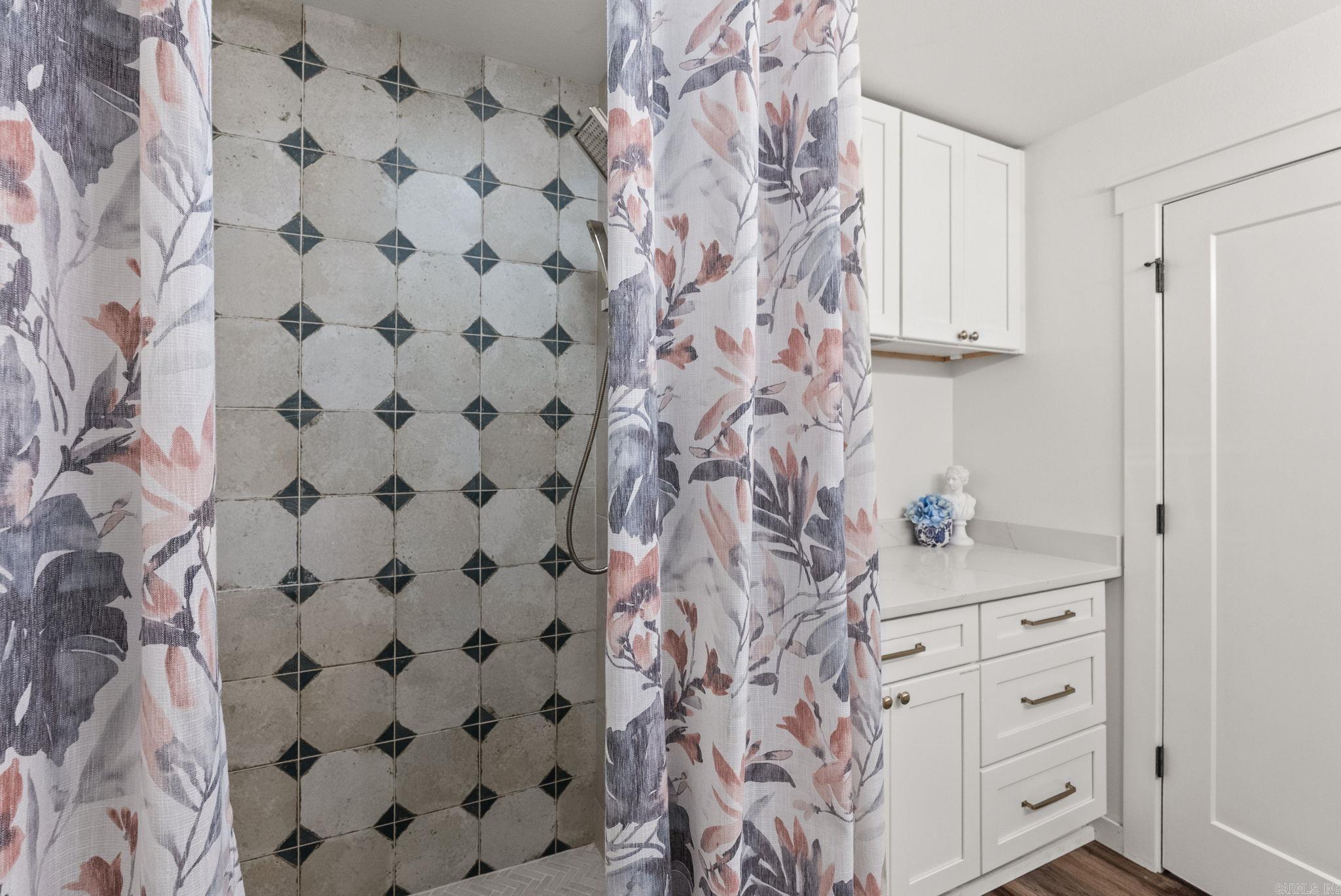 MORGAN MANOR - Residential