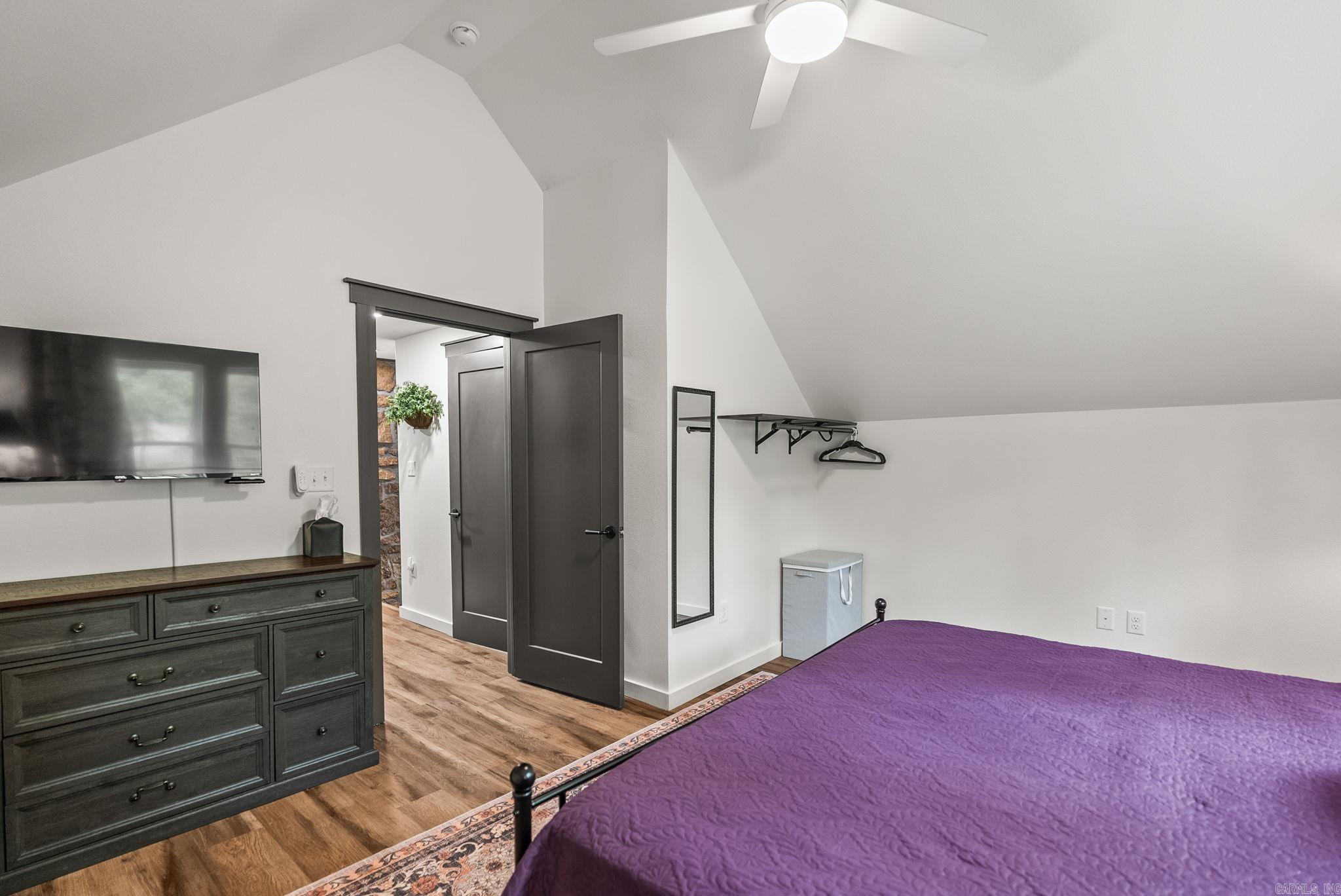 MORGAN MANOR - Residential