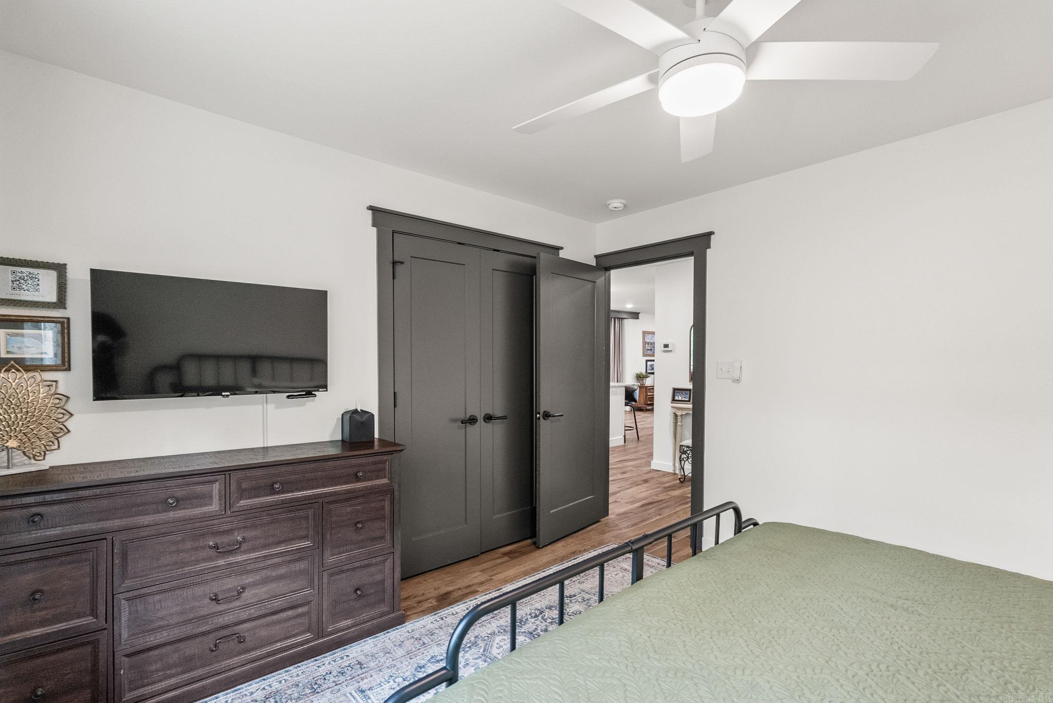 MORGAN MANOR - Residential