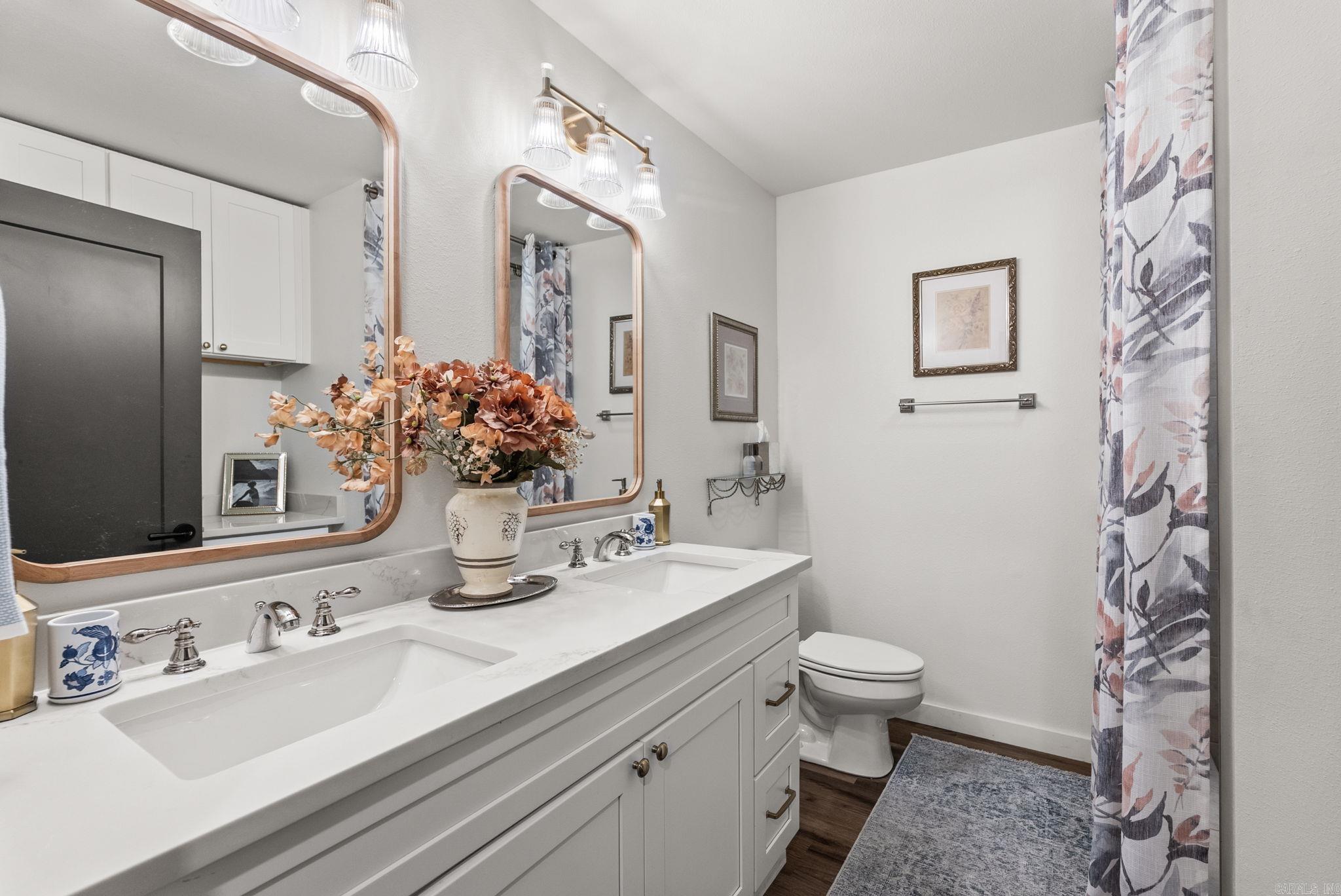 MORGAN MANOR - Residential