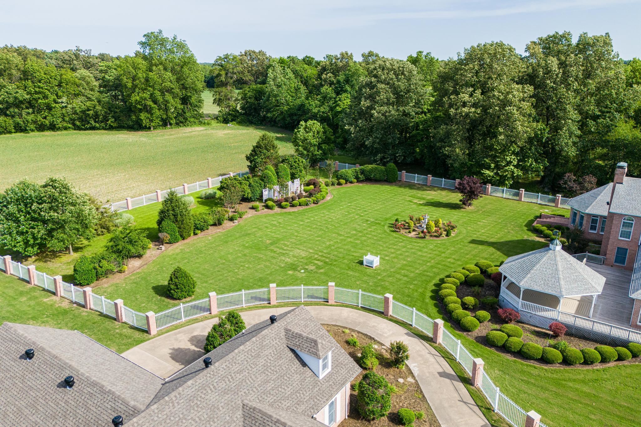 Metes & Bounds - Residential