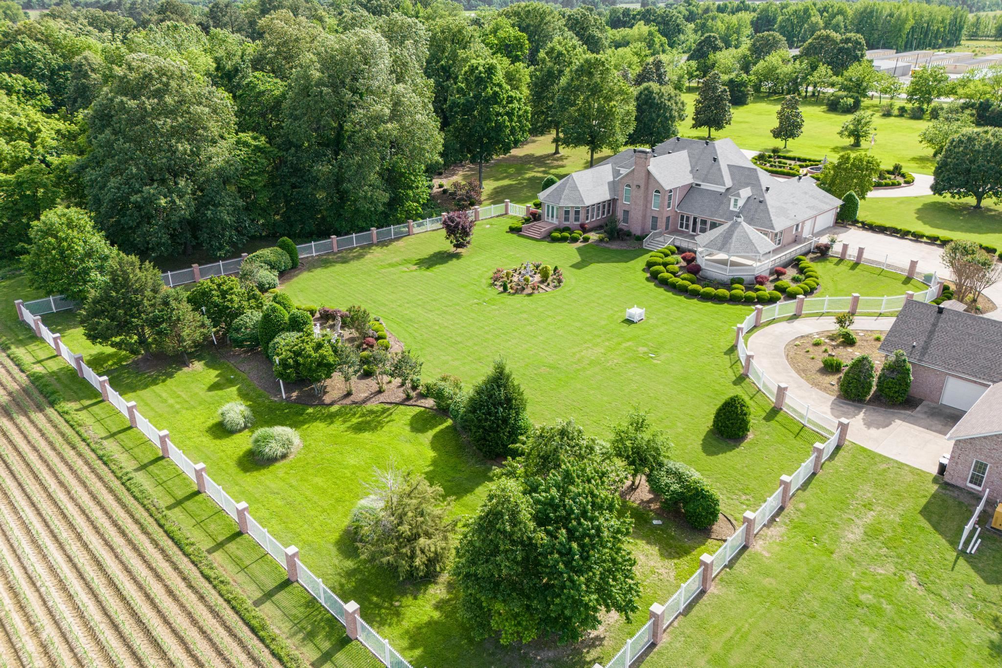 Metes & Bounds - Residential