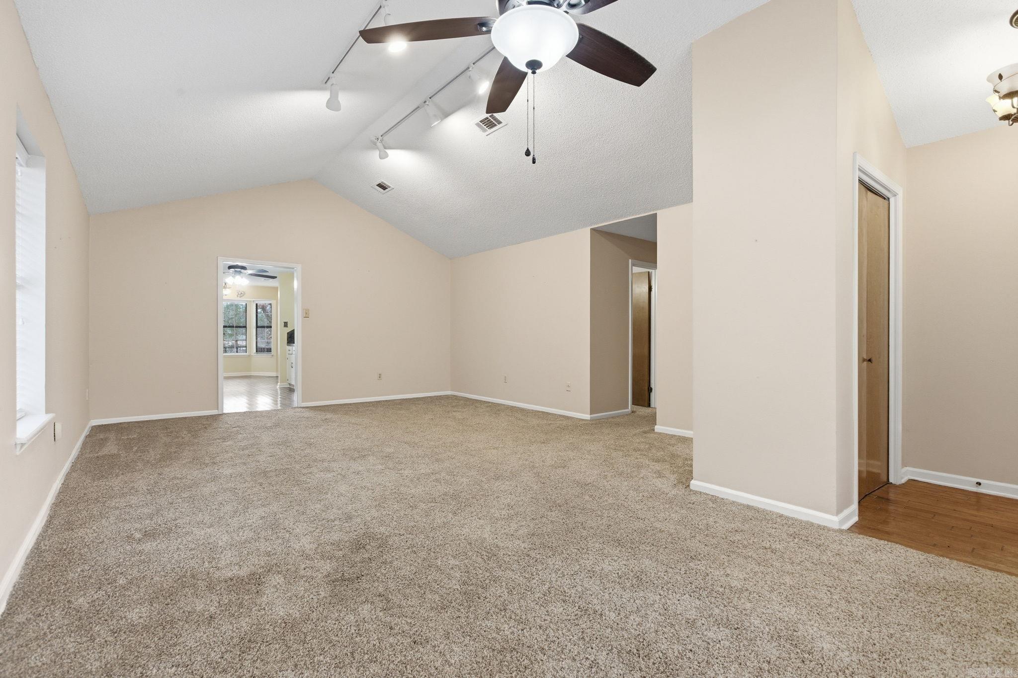 PARKWAY PLACE - Residential