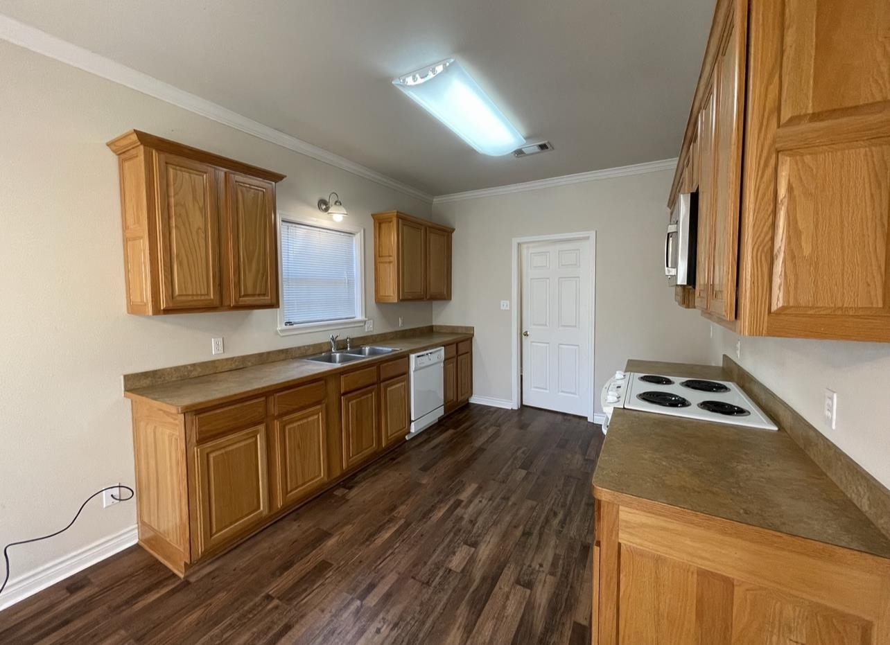 Southern Charm Estates - Residential Lease