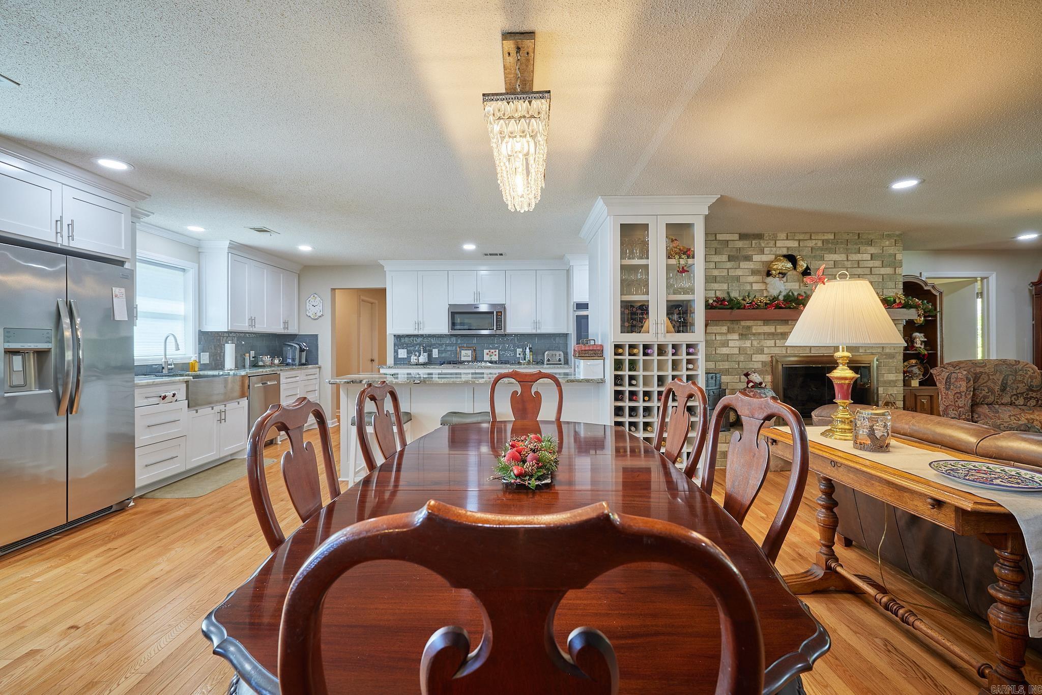CAROLINE ACRES - Residential
