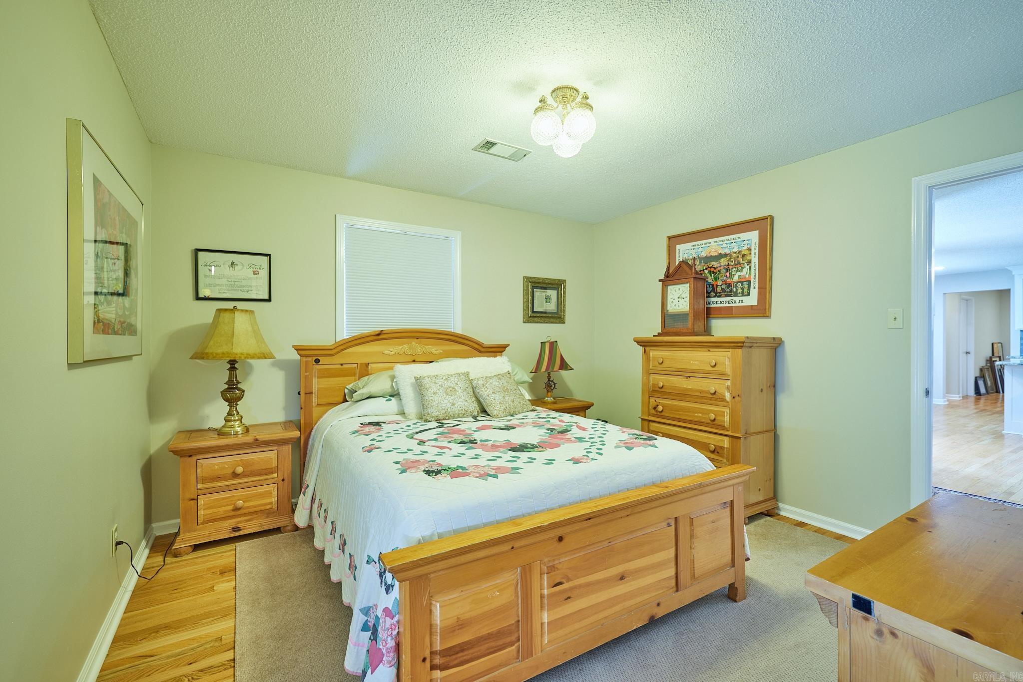 CAROLINE ACRES - Residential