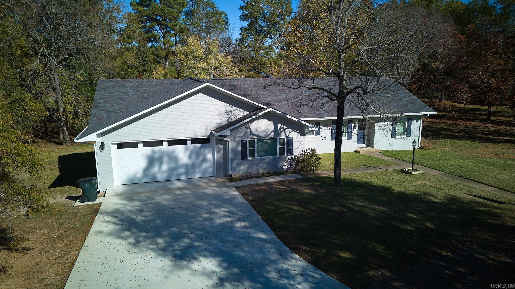 CAROLINE ACRES - Residential