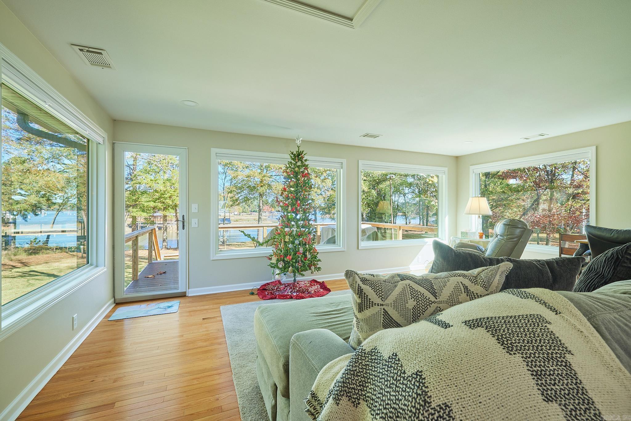 CAROLINE ACRES - Residential