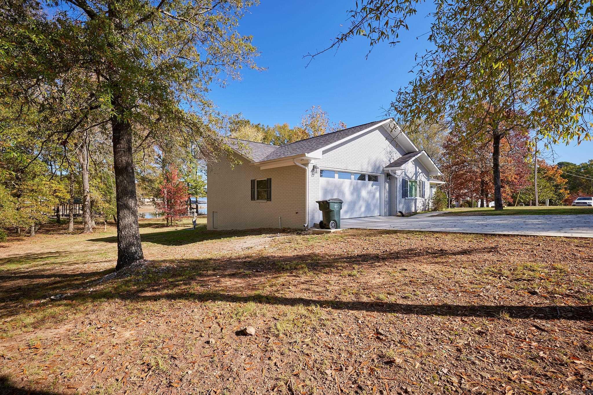 CAROLINE ACRES - Residential