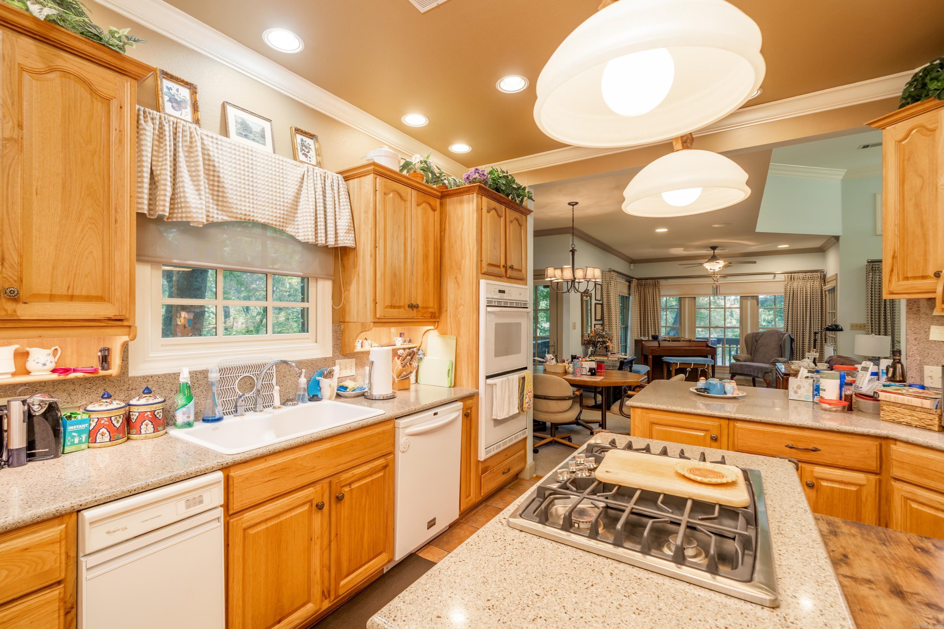 MEADOW WOOD SUB - Residential