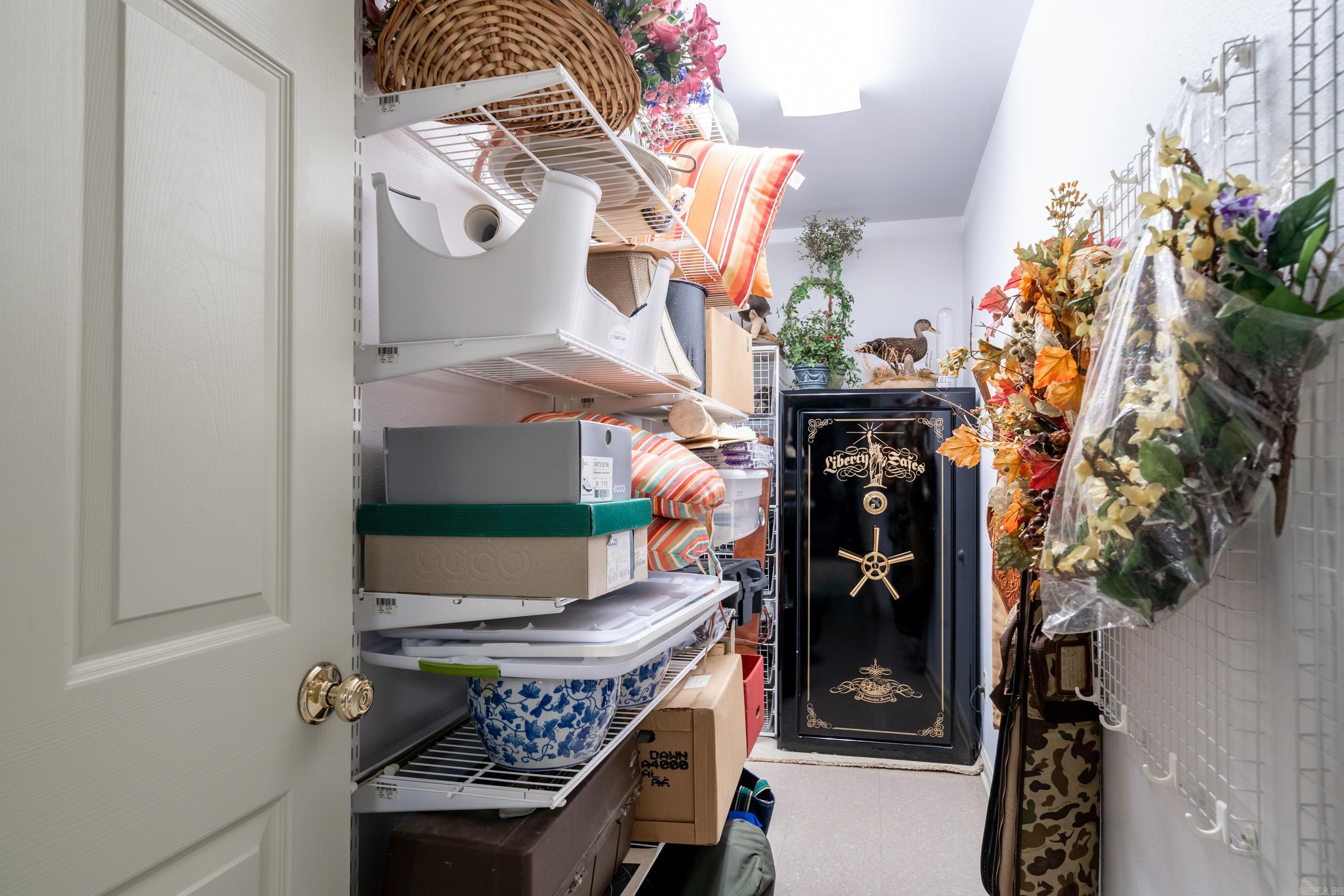 MEADOW WOOD SUB - Residential