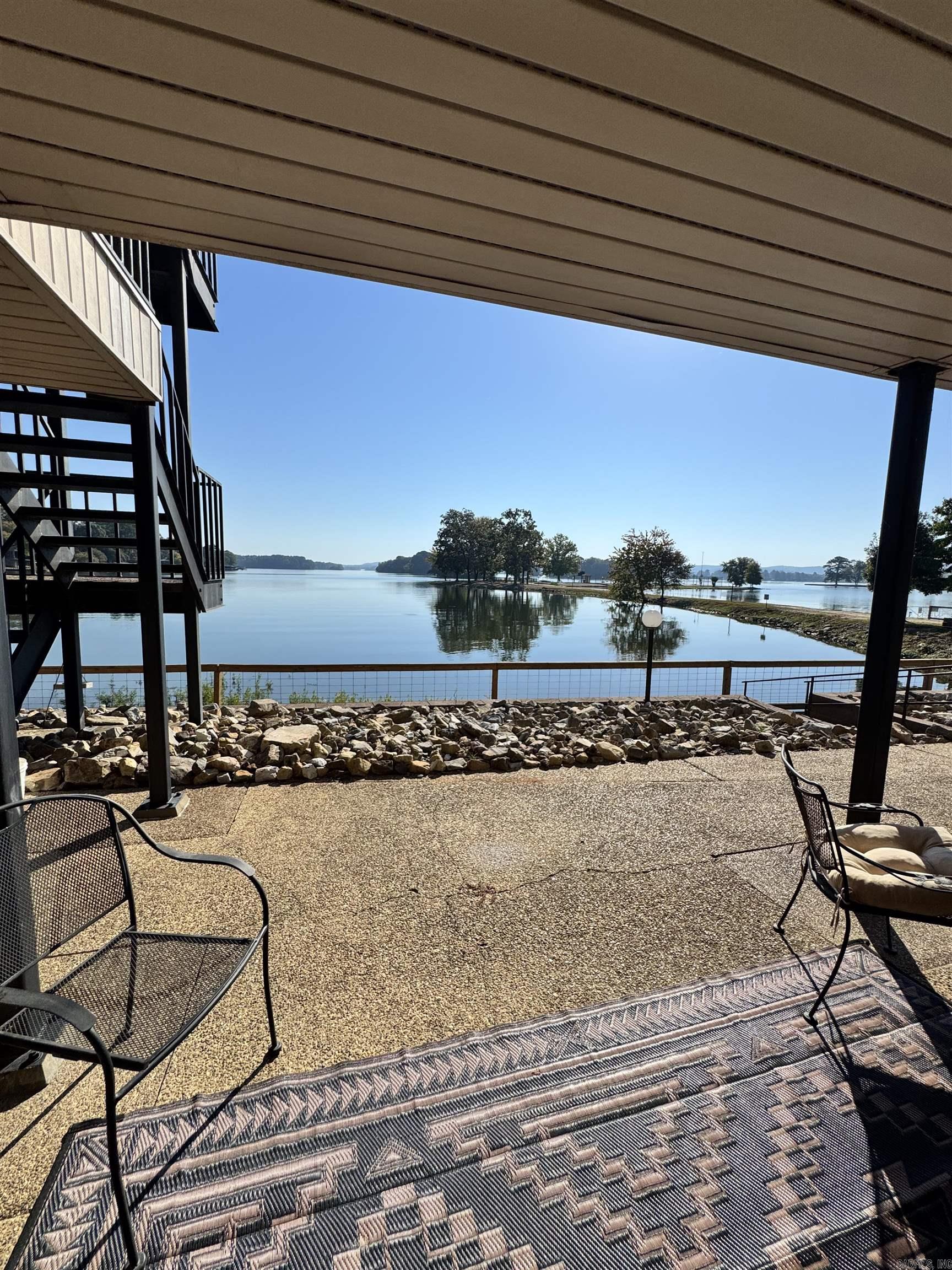 EMERALD ISLE HPR - Residential Lease