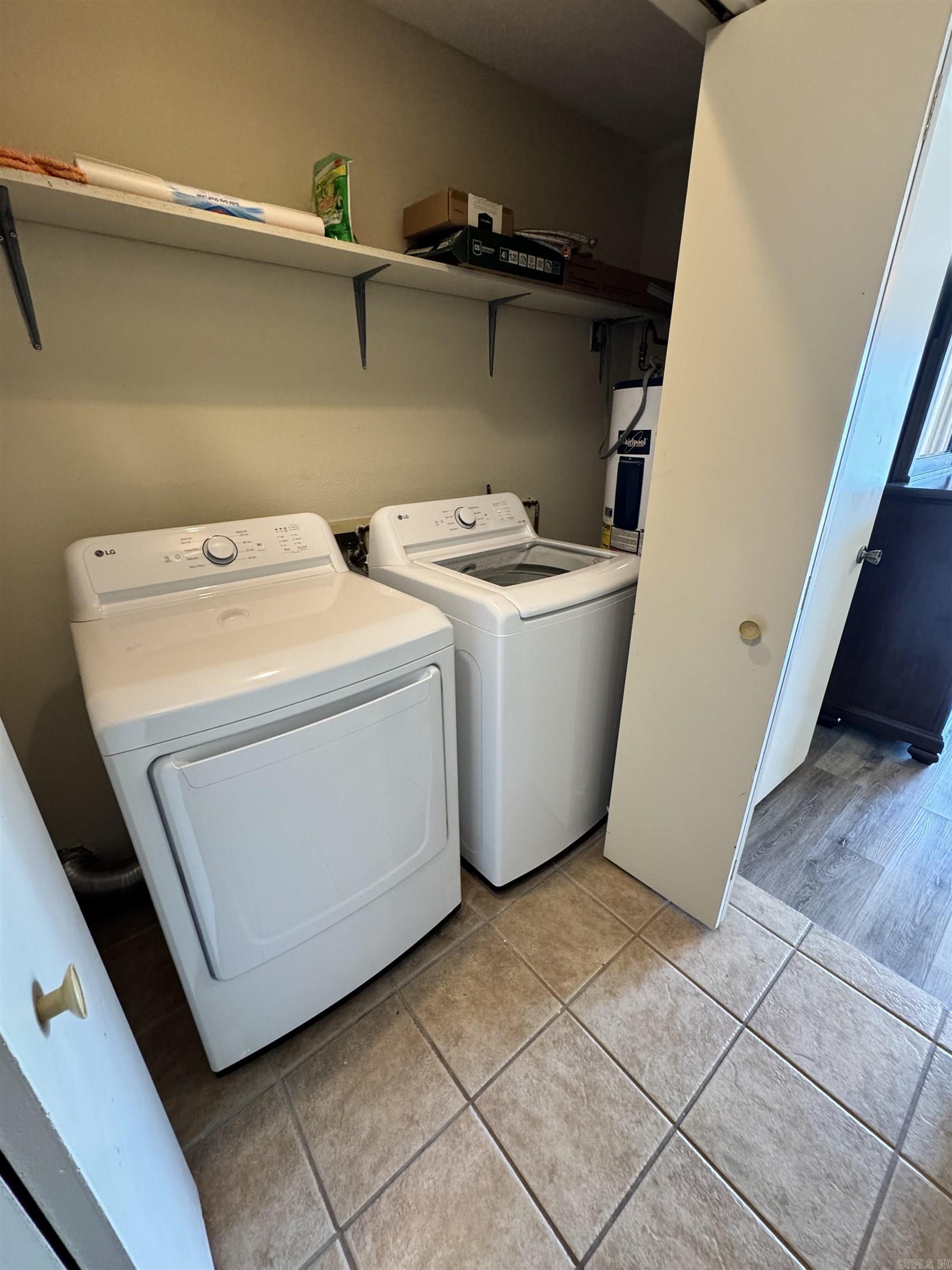 EMERALD ISLE HPR - Residential Lease