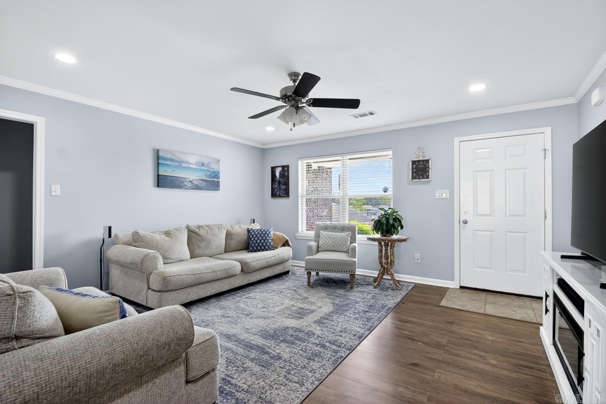 HERITAGE HEIGHTS - Residential