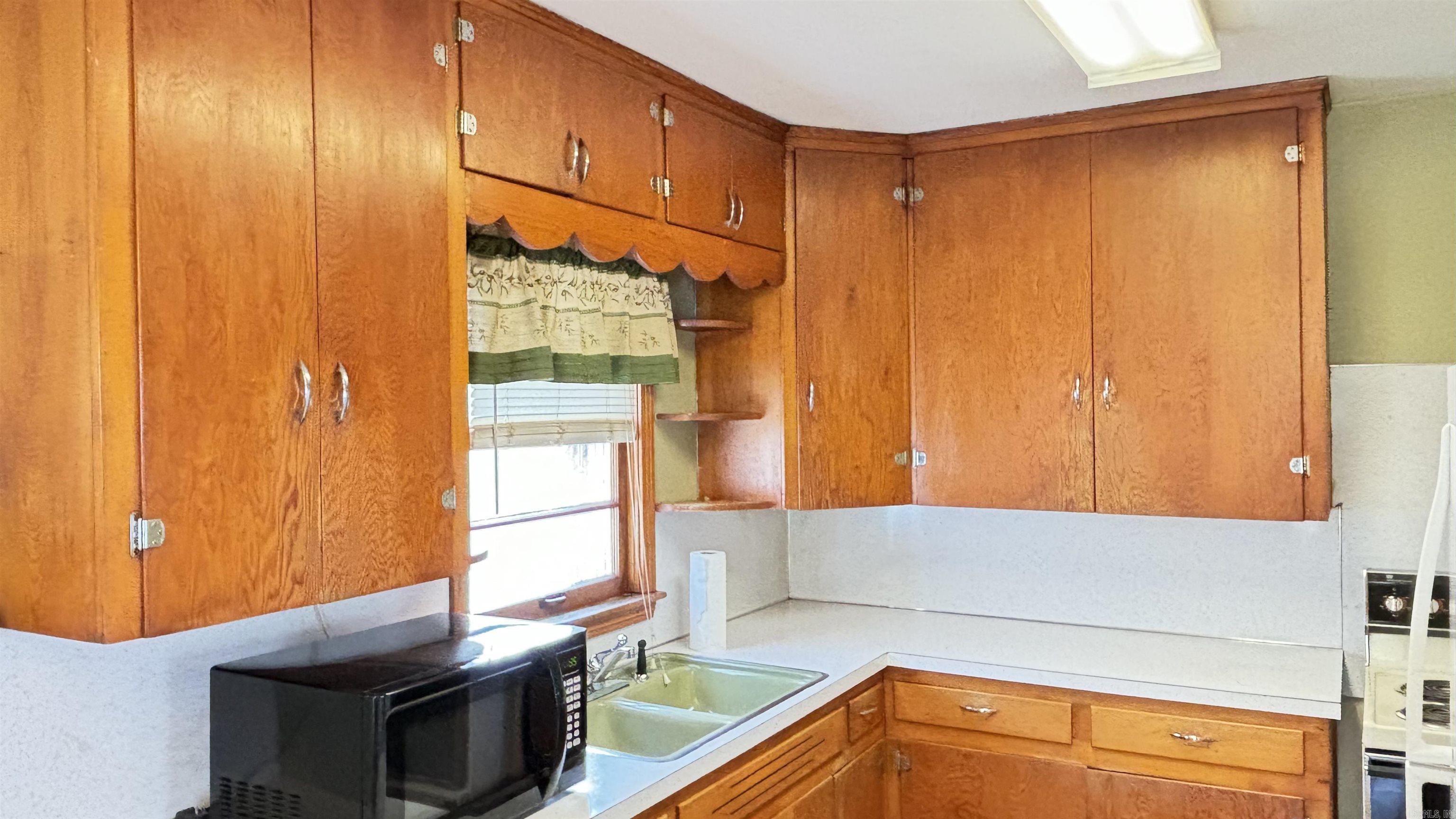 BARROW JOHN - Residential