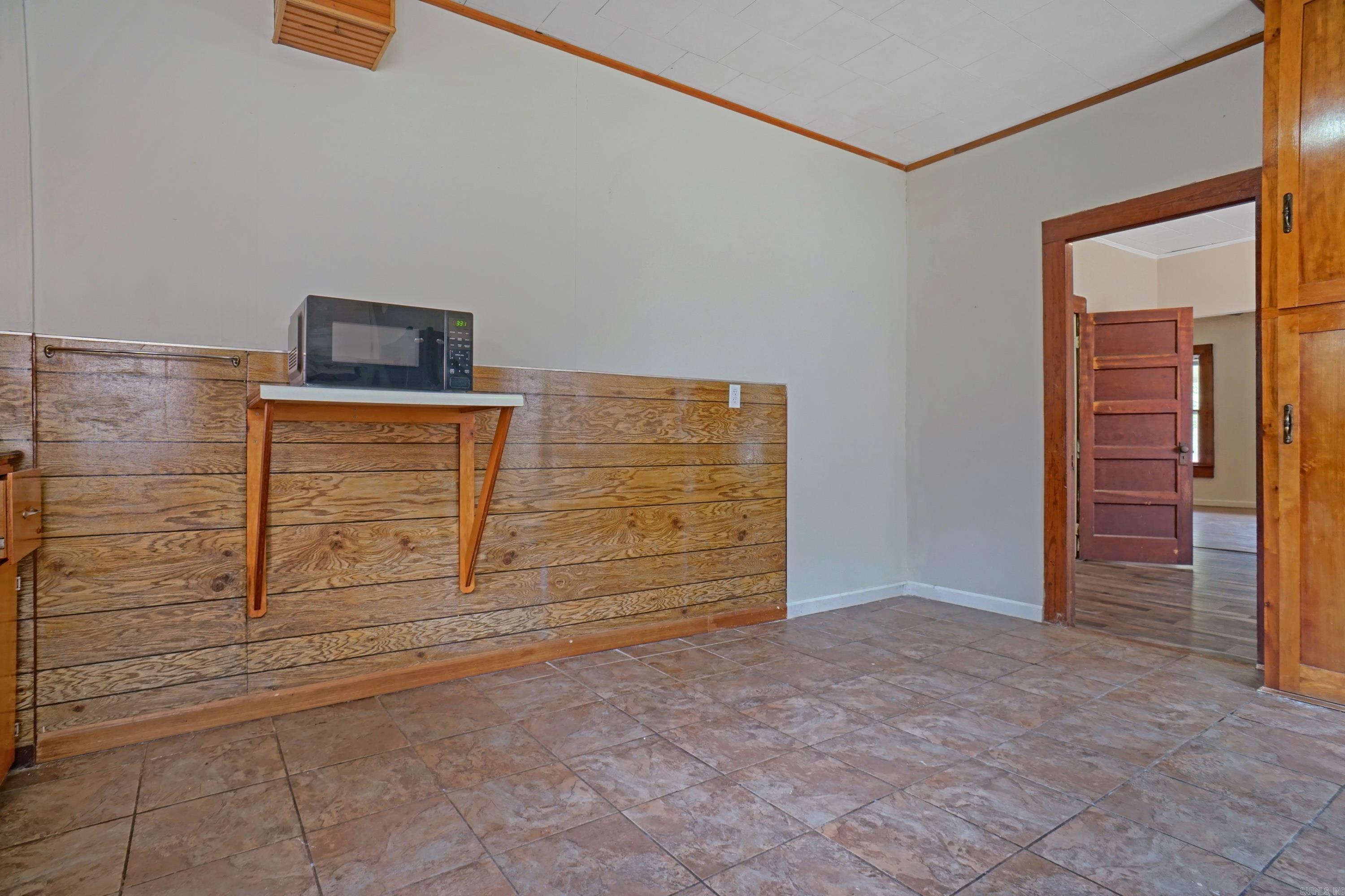 Metes & Bounds - Residential Income