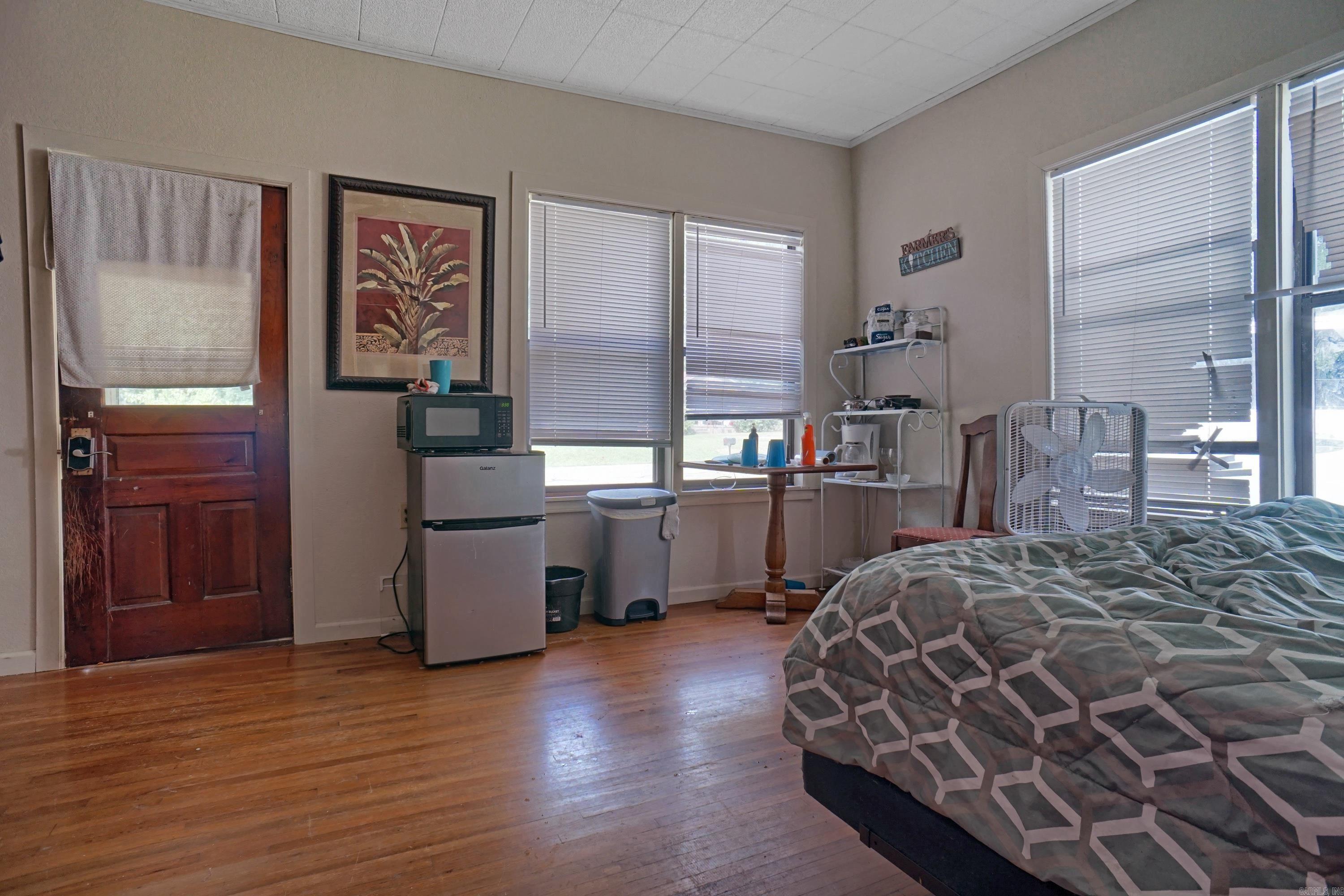 Metes & Bounds - Residential Income