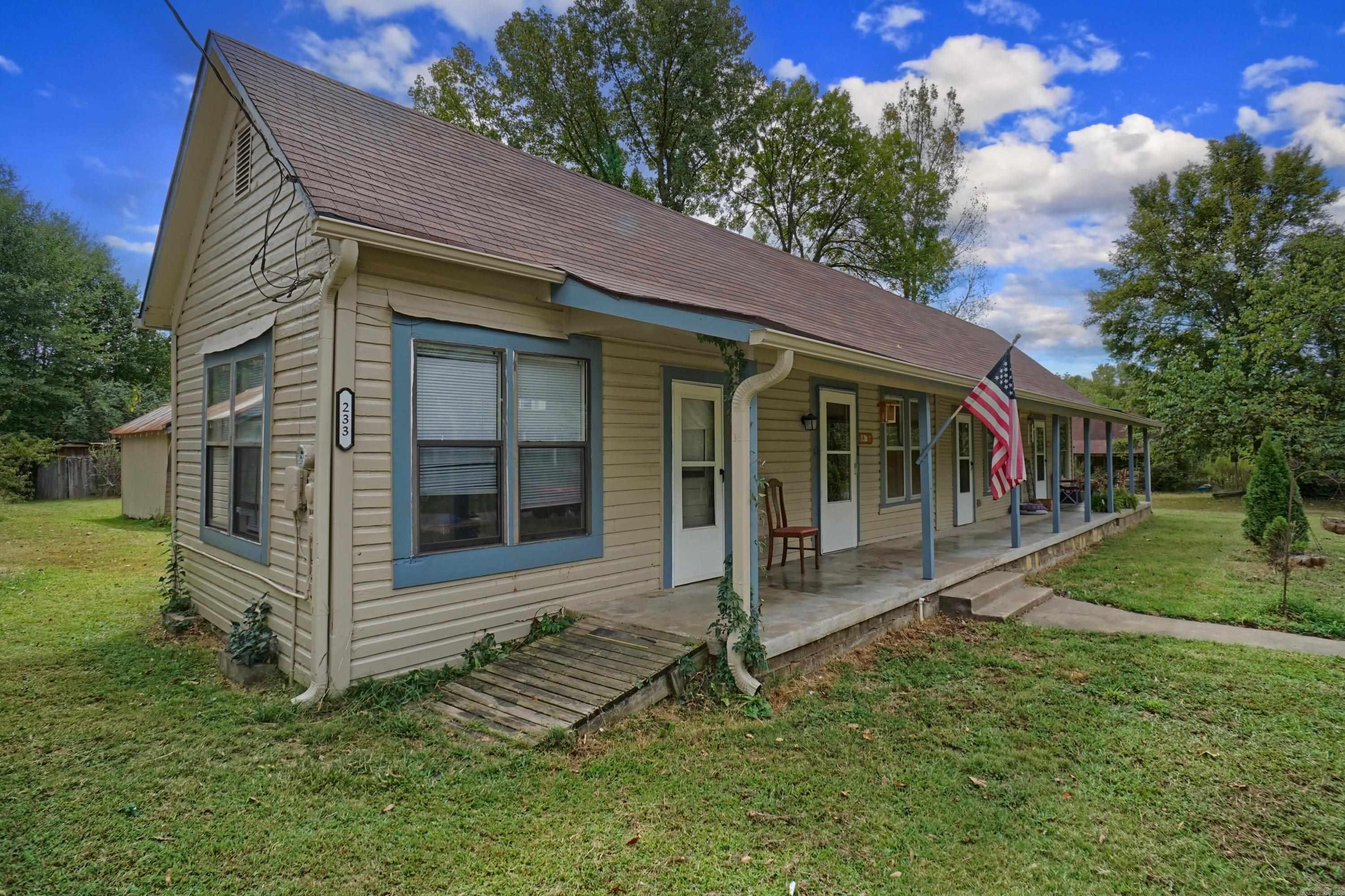 Metes & Bounds - Residential Income