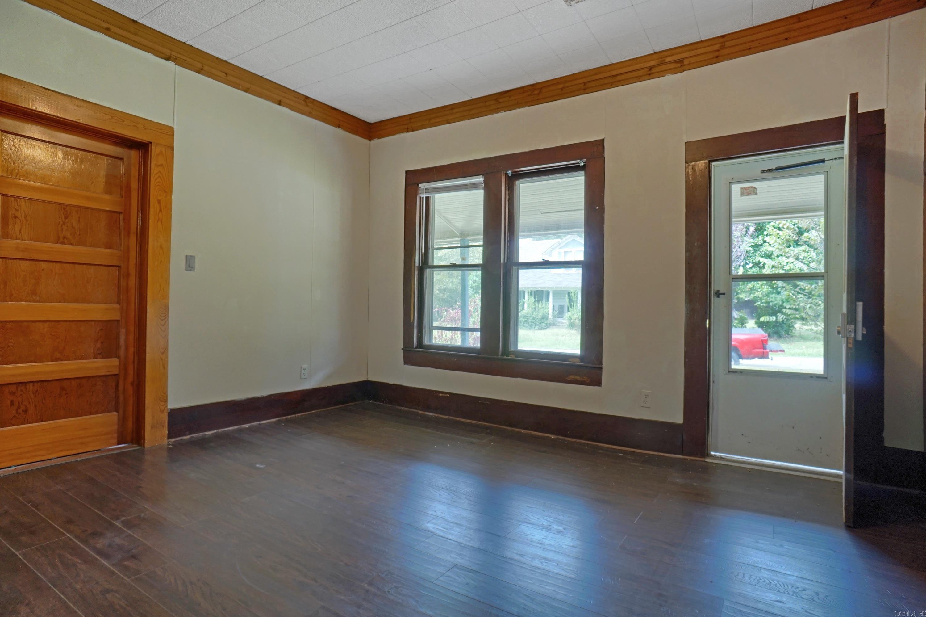 Metes & Bounds - Residential Income