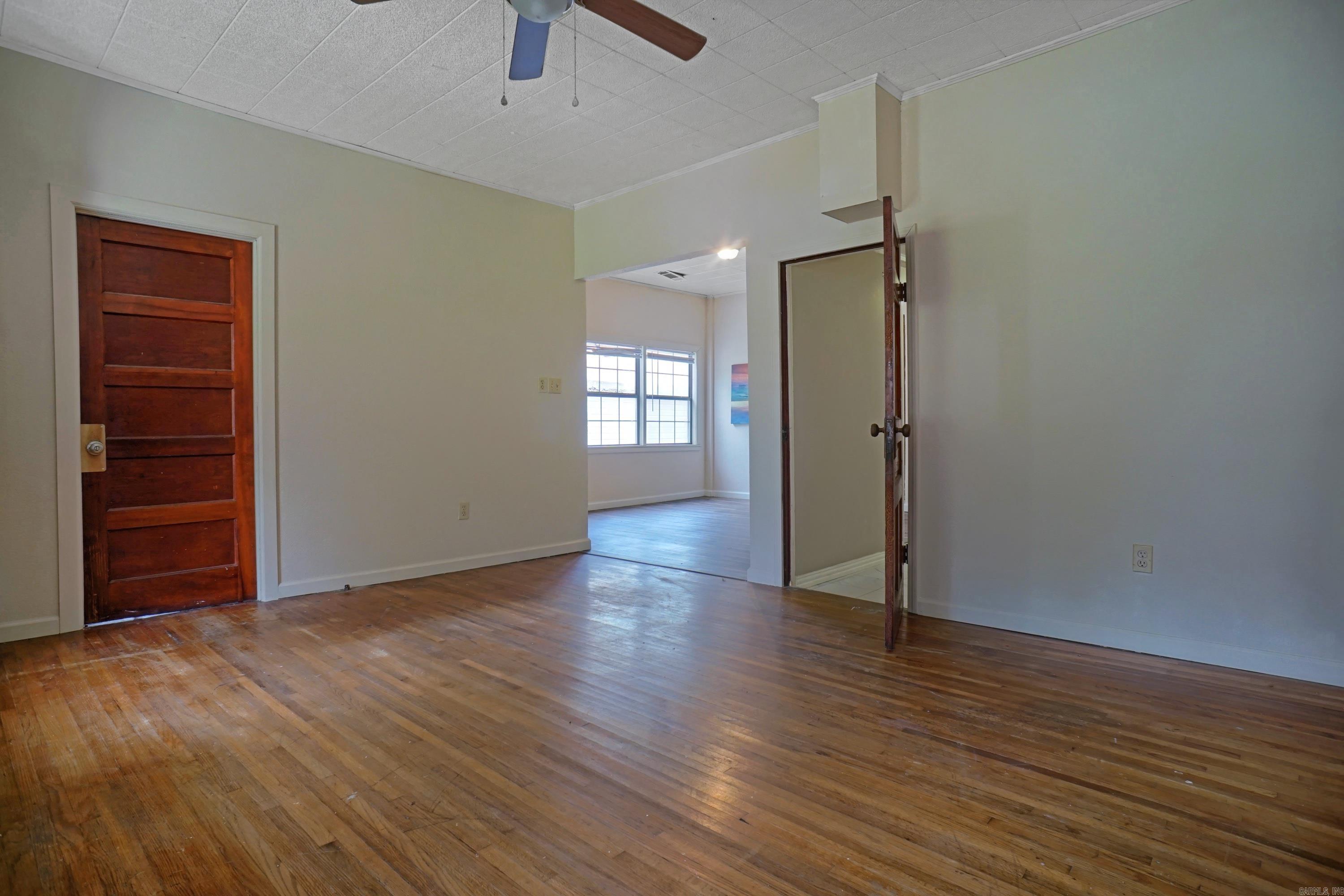 Metes & Bounds - Residential Income