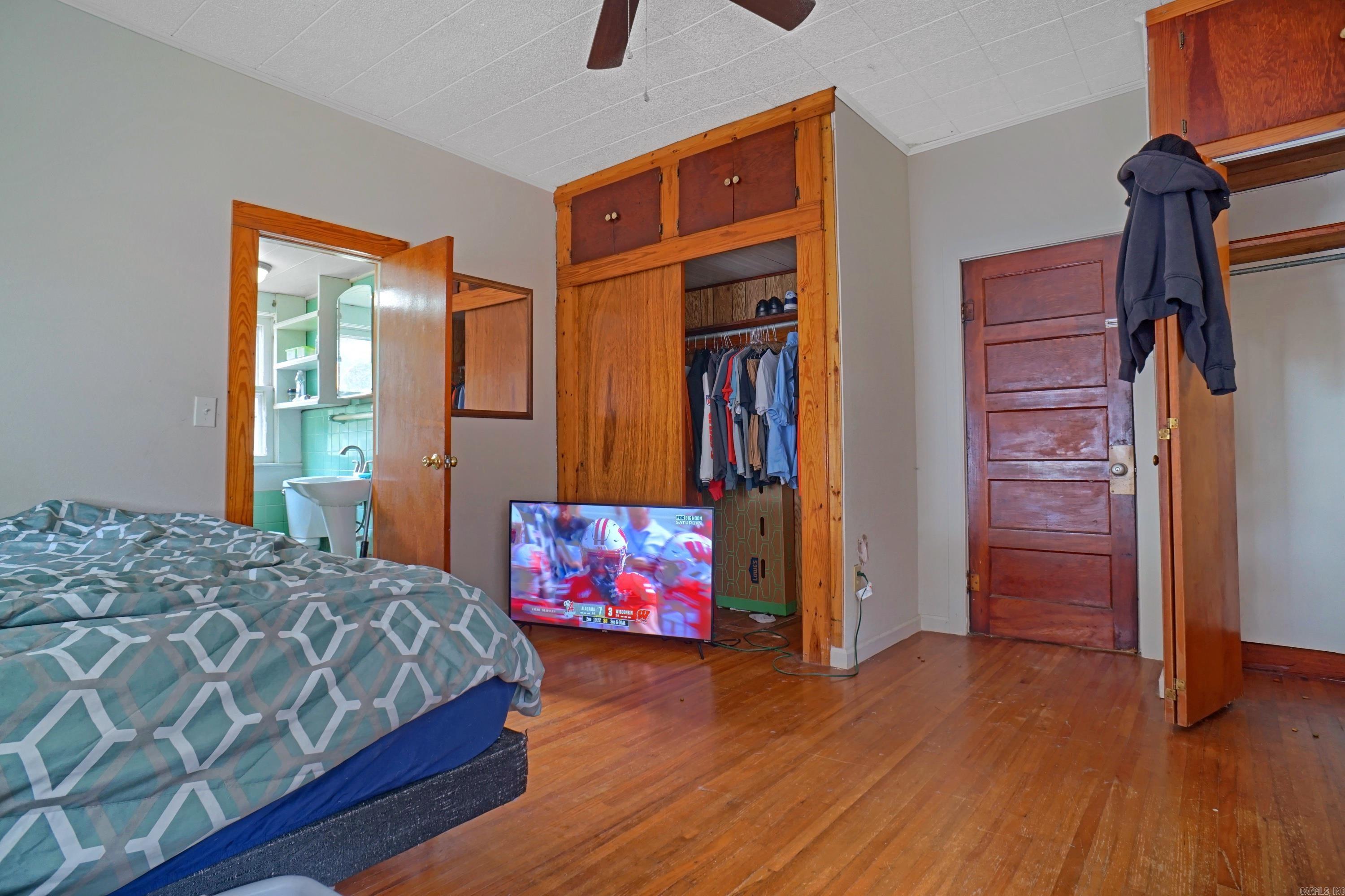 Metes & Bounds - Residential Income