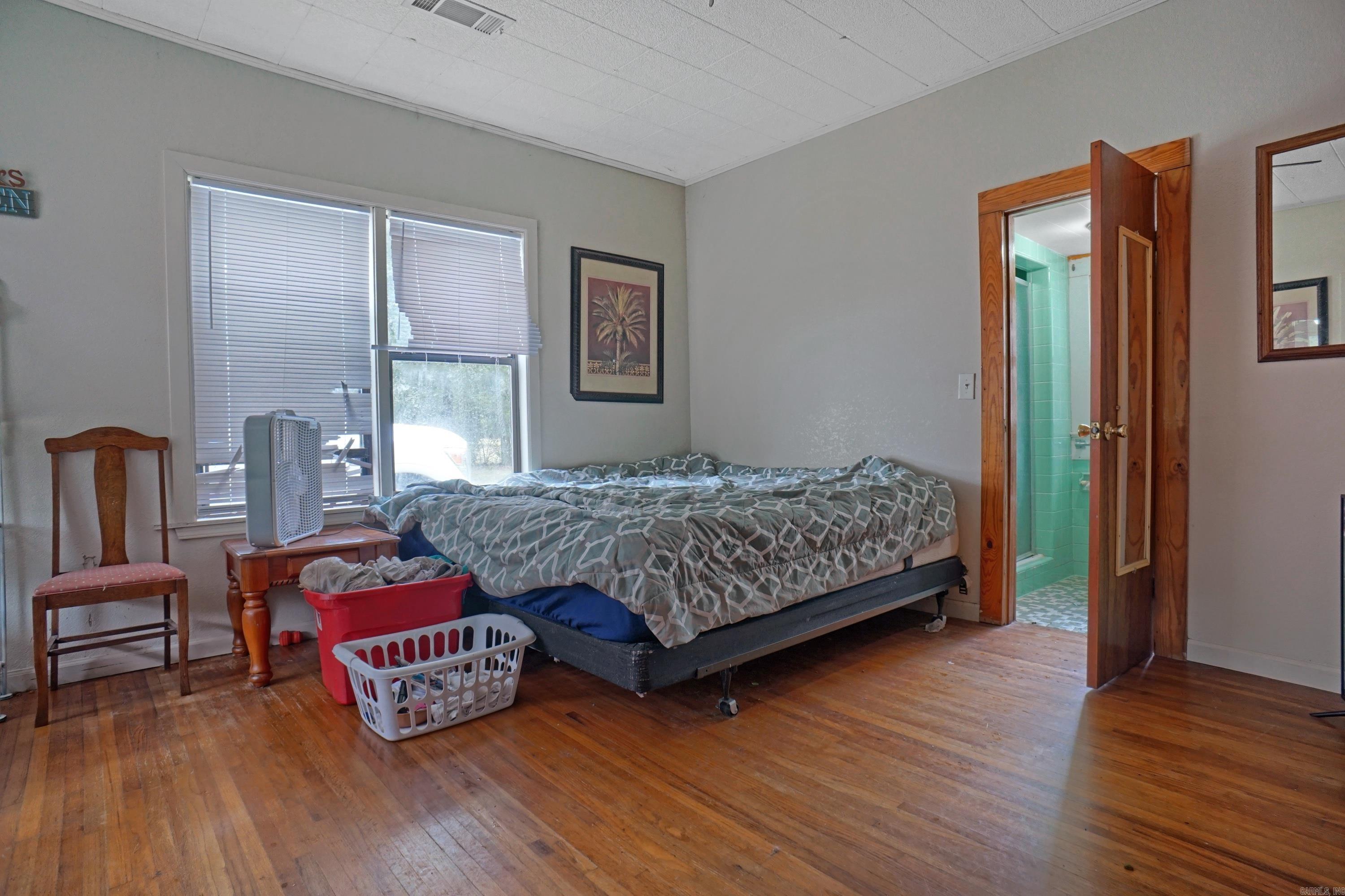 Metes & Bounds - Residential Income