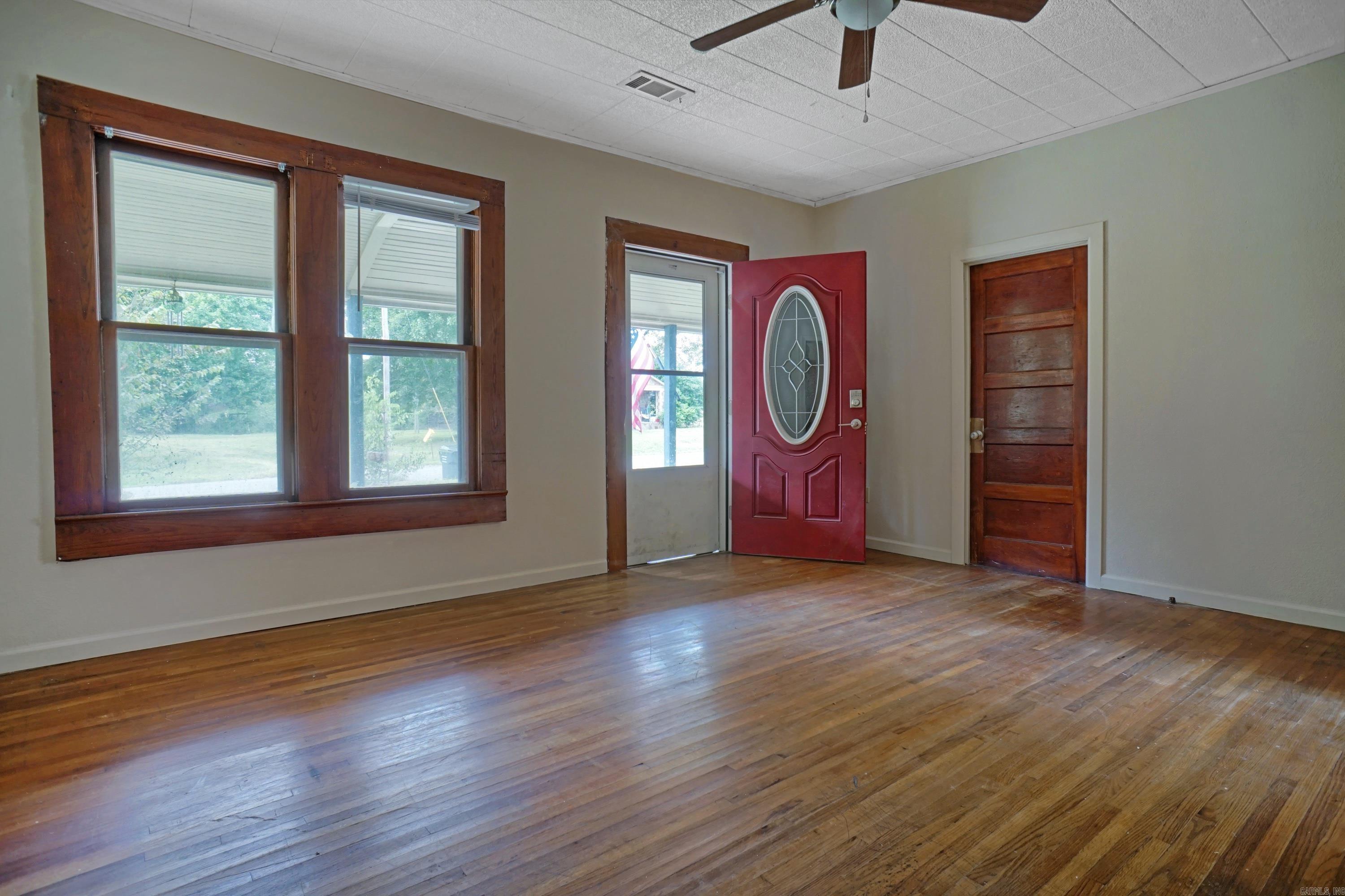 Metes & Bounds - Residential Income