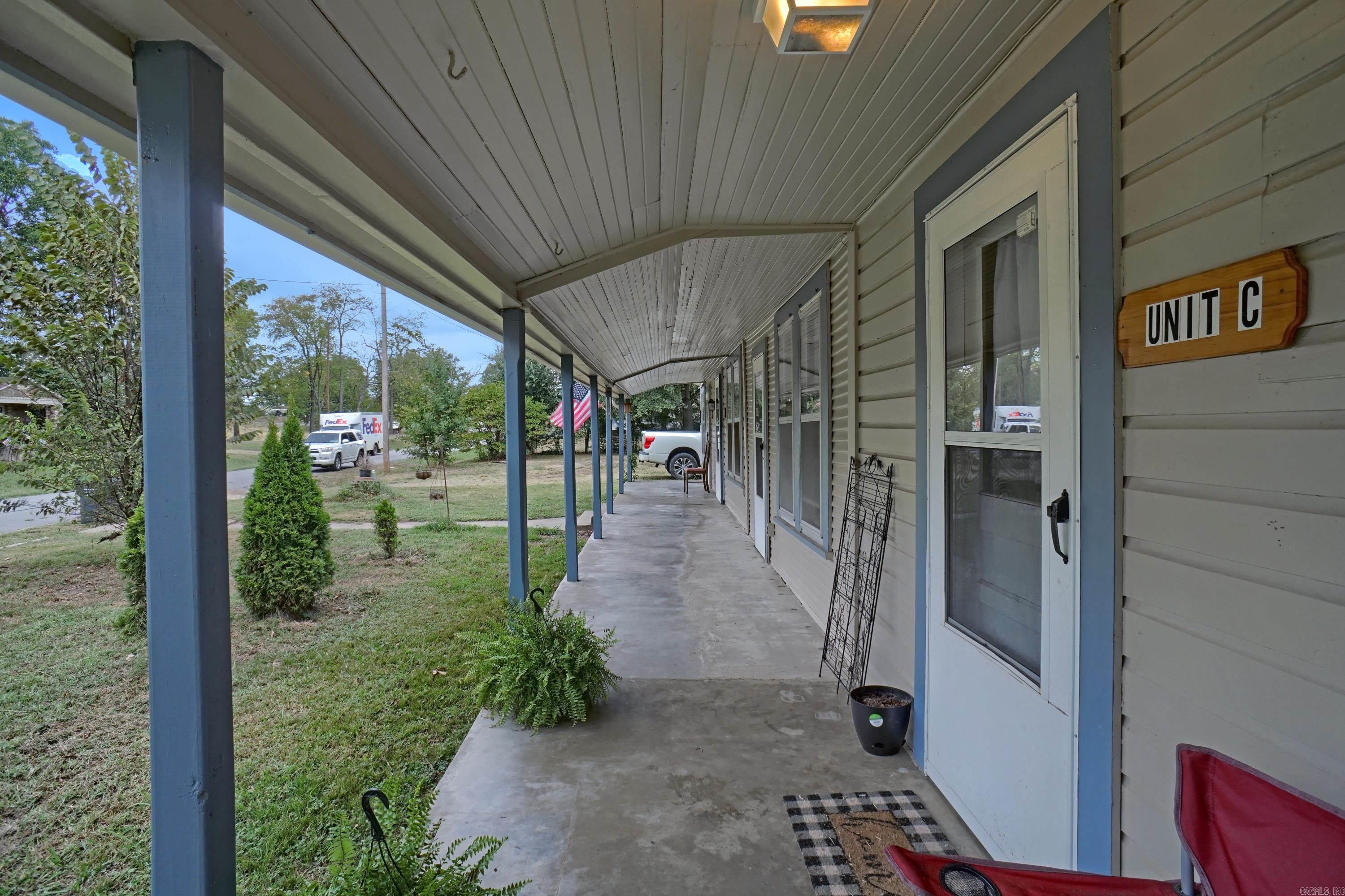 Metes & Bounds - Residential Income