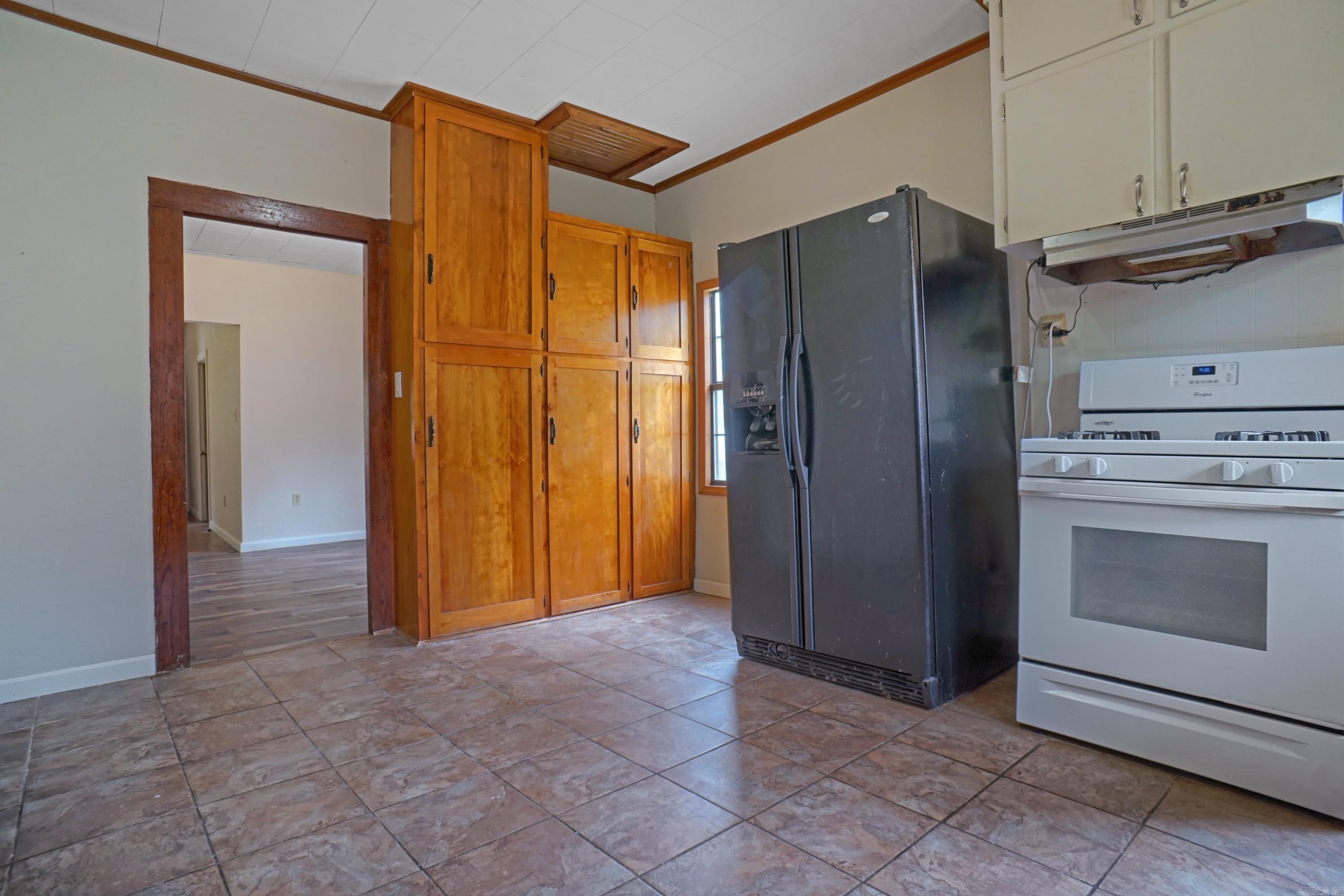 Metes & Bounds - Residential Income