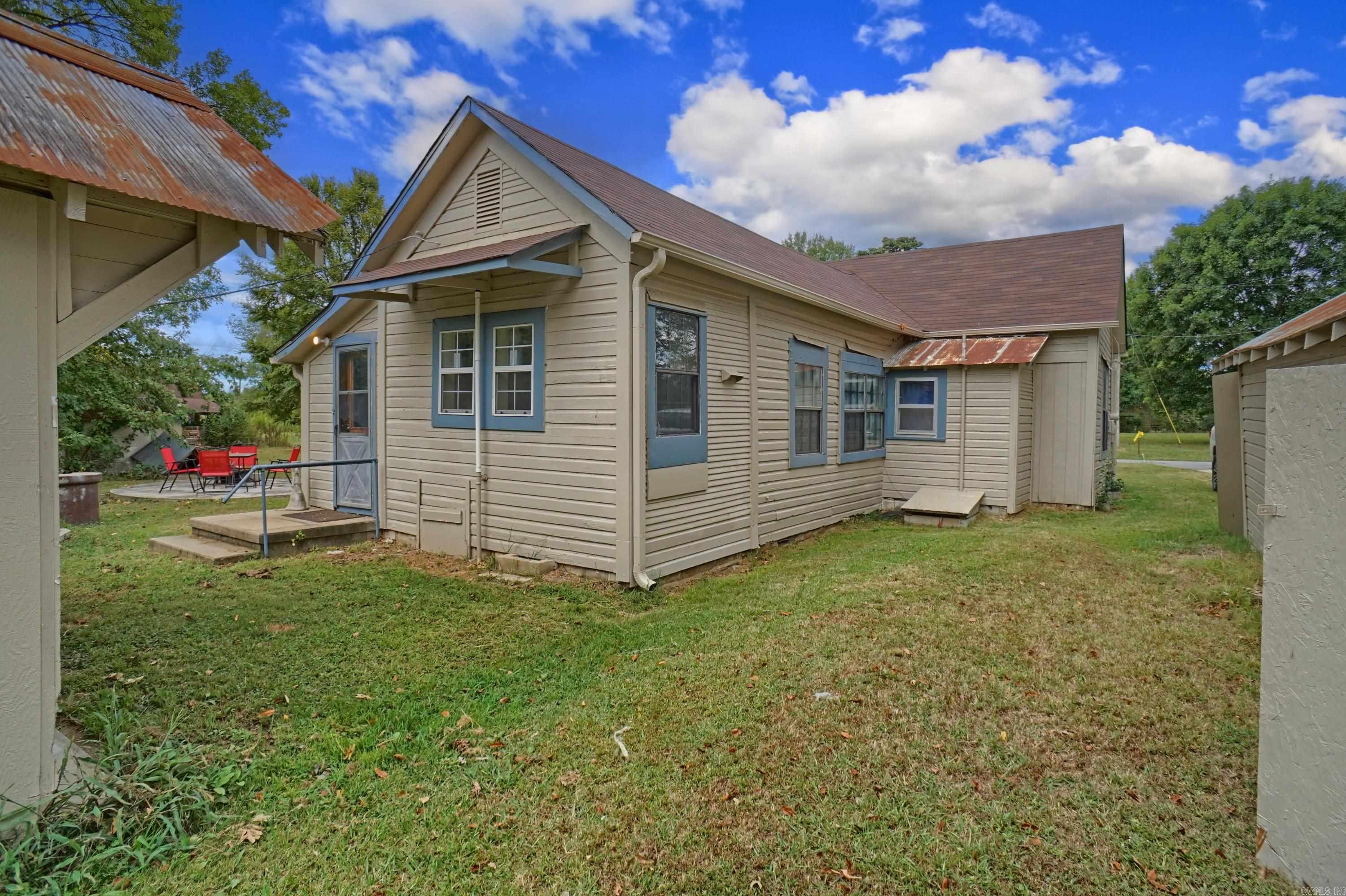 Metes & Bounds - Residential Income