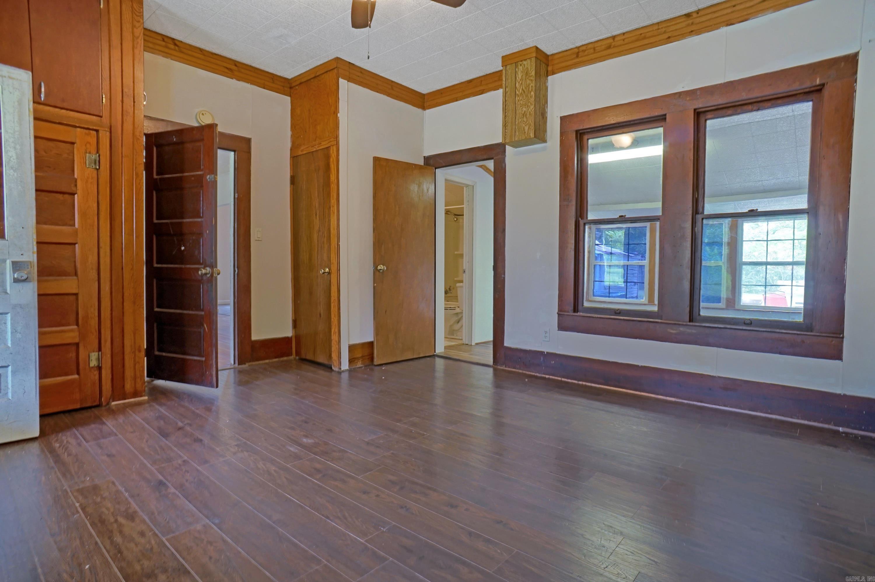 Metes & Bounds - Residential Income