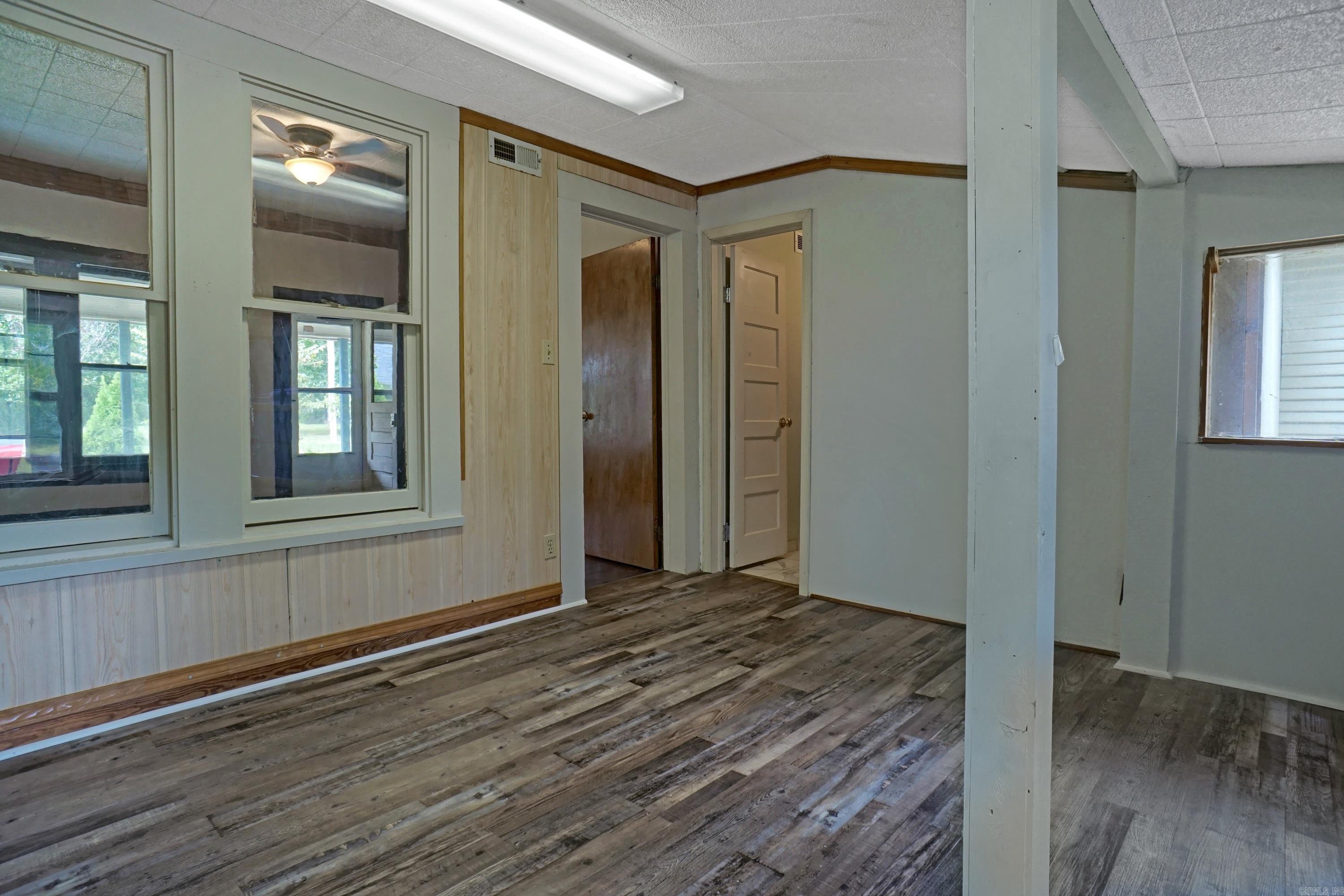 Metes & Bounds - Residential Income