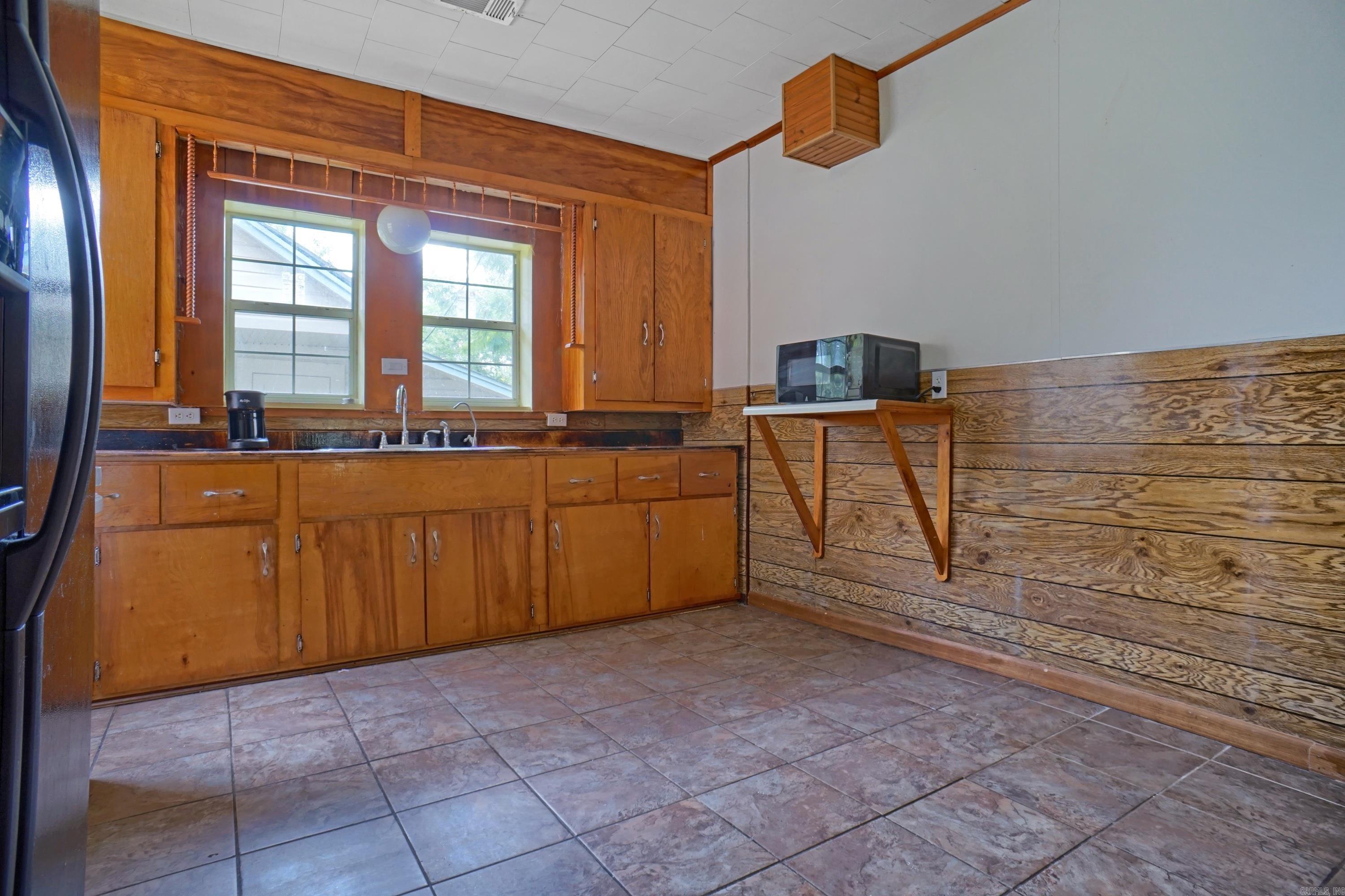 Metes & Bounds - Residential Income