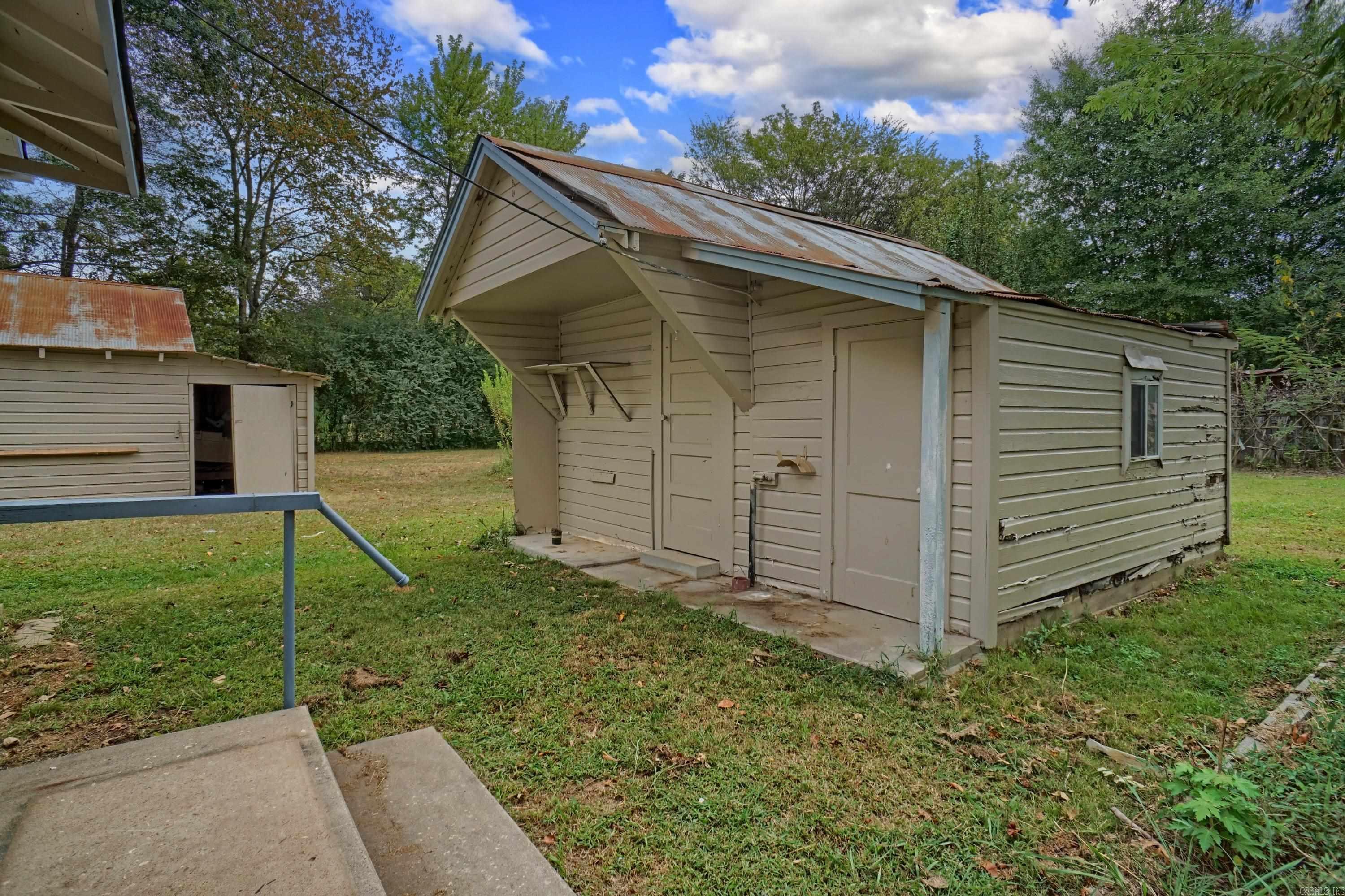 Metes & Bounds - Residential Income