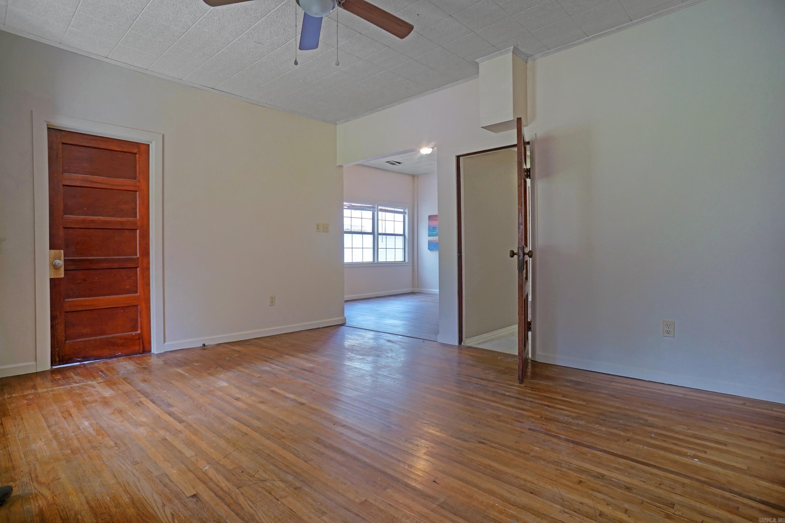 Metes & Bounds - Residential Income