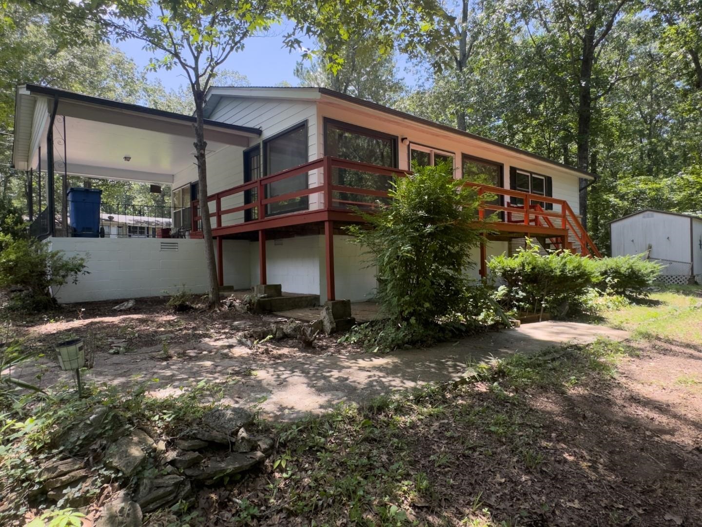 Navajo Third - Residential