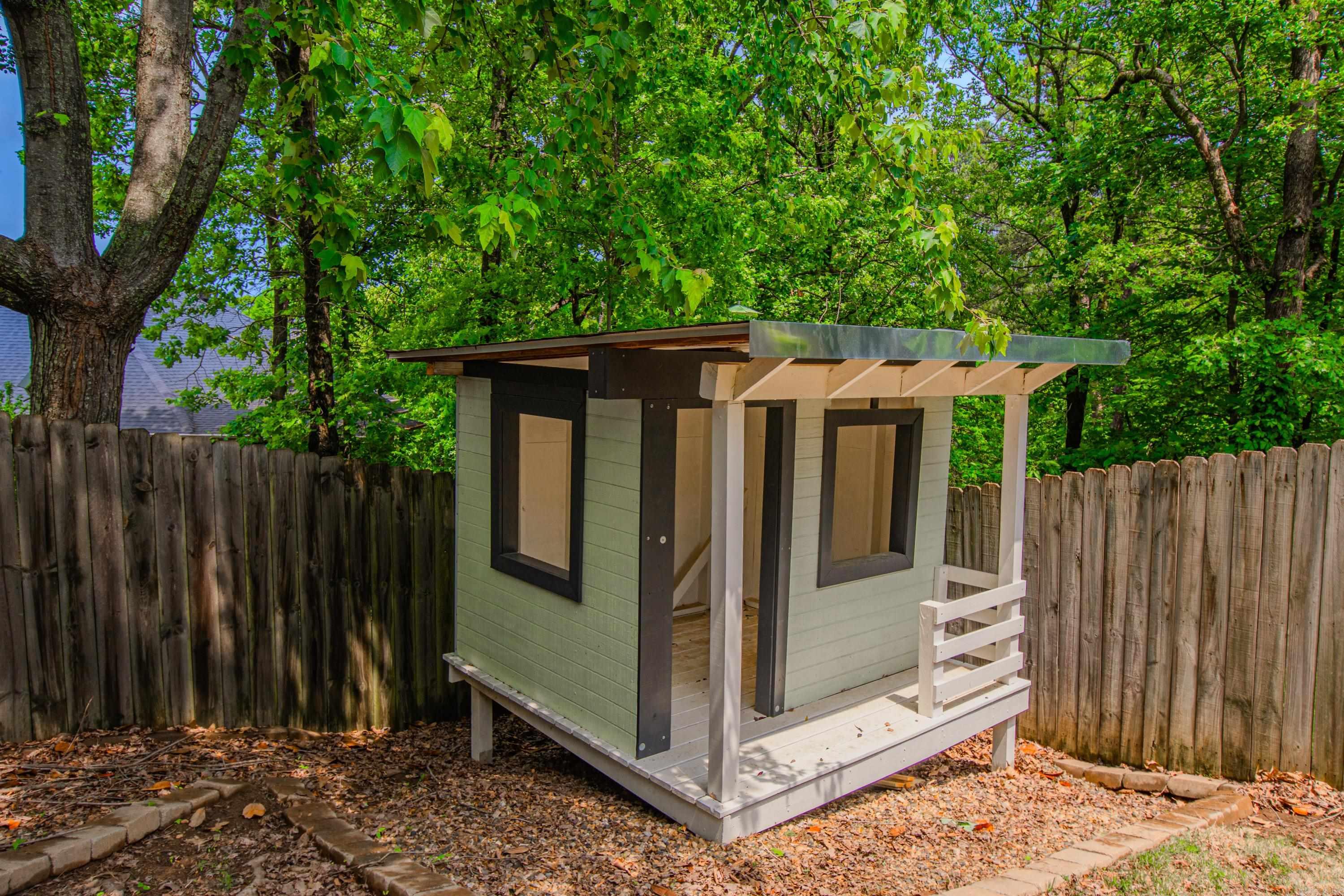 PEBBLE BEACH WOODS ADDN - Residential