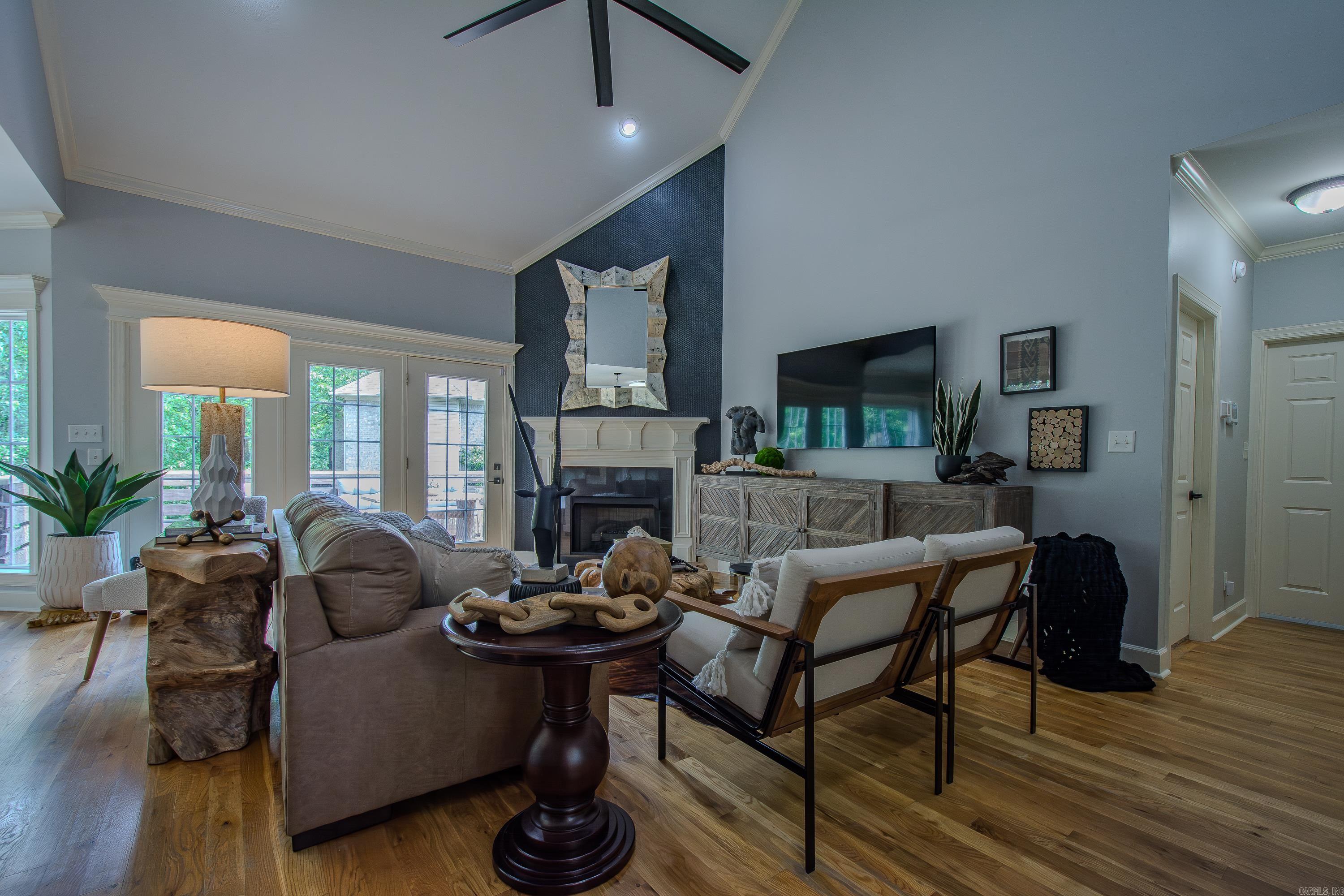 PEBBLE BEACH WOODS ADDN - Residential