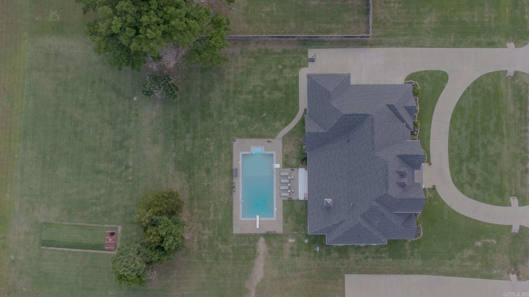 THE VINEYARD - Residential