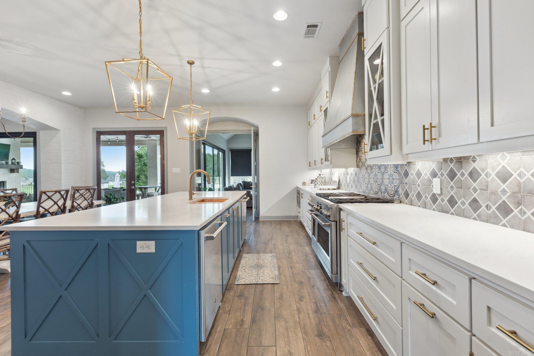 THE VINEYARD - Residential