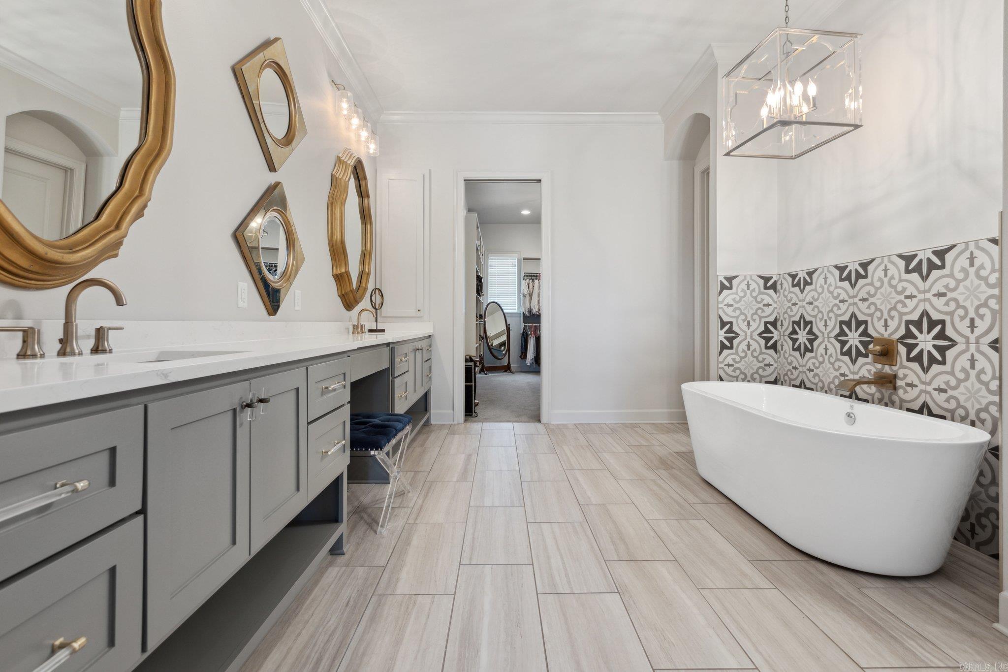 THE VINEYARD - Residential