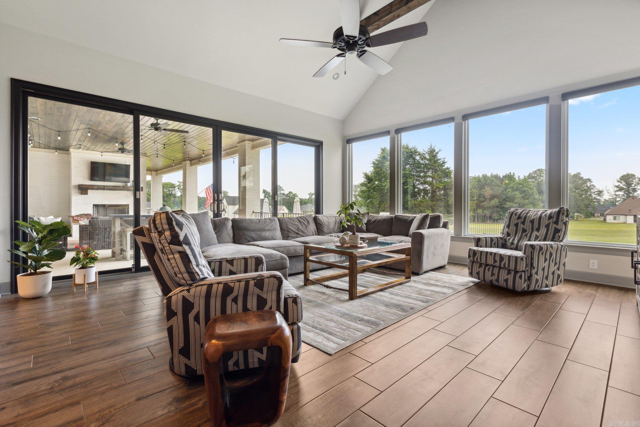 THE VINEYARD - Residential