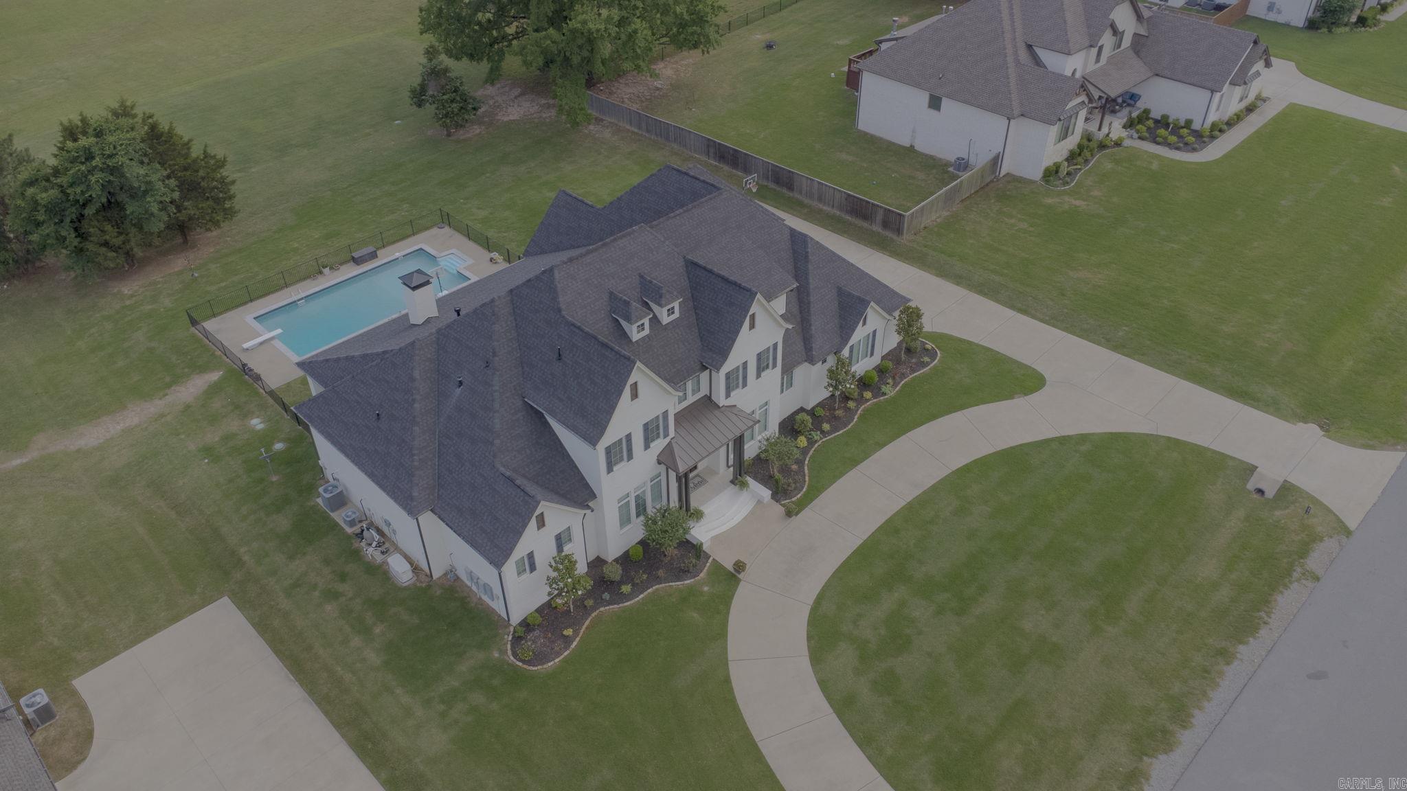 THE VINEYARD - Residential