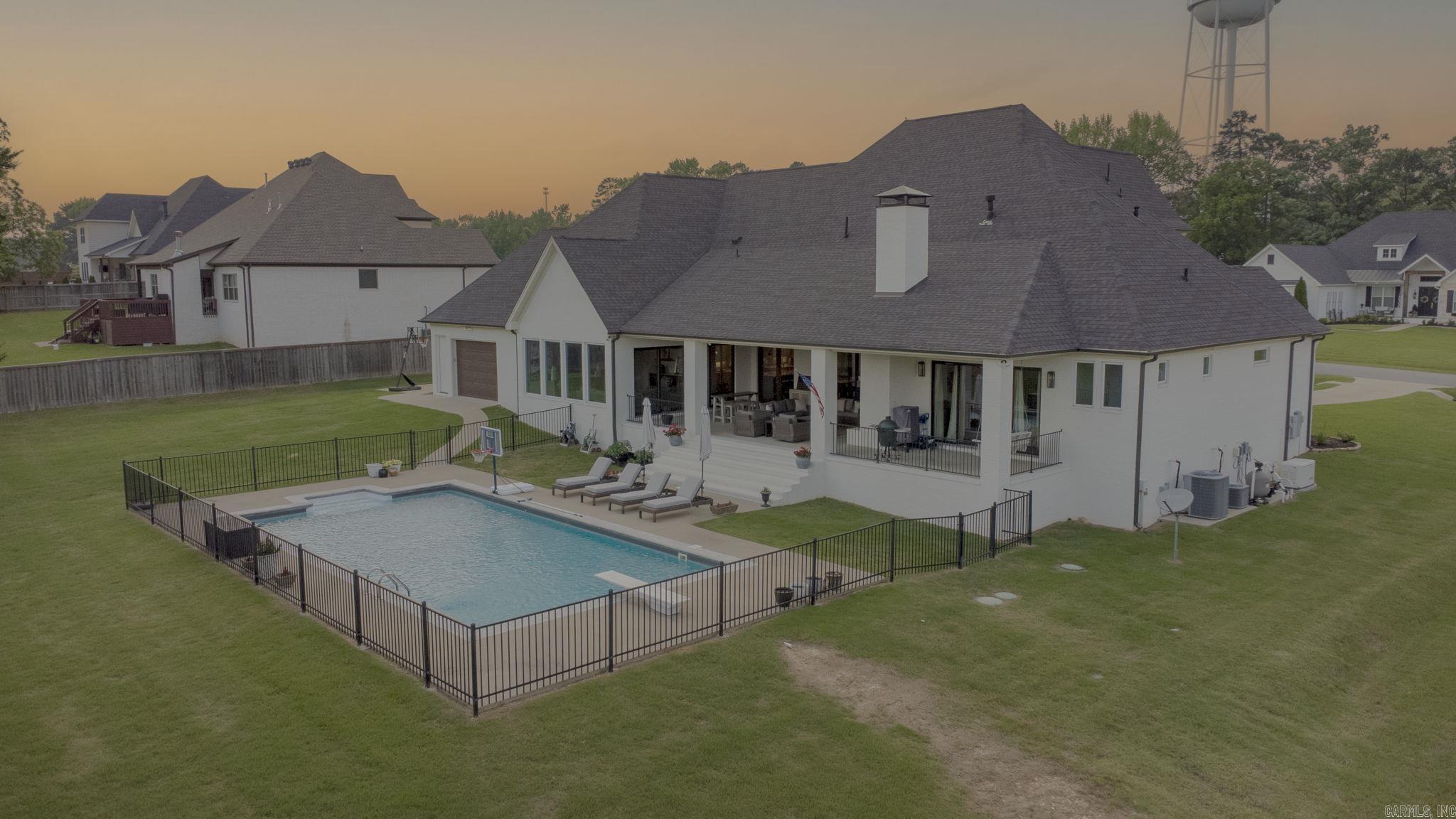 THE VINEYARD - Residential