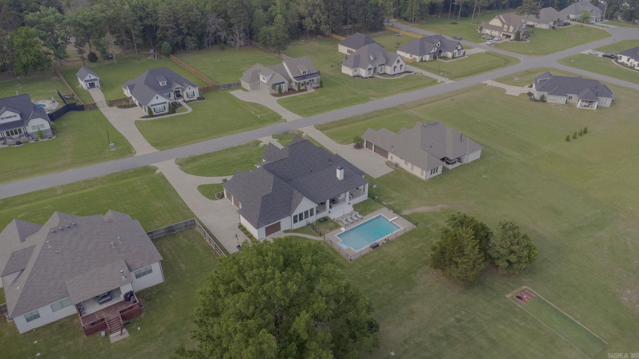 THE VINEYARD - Residential