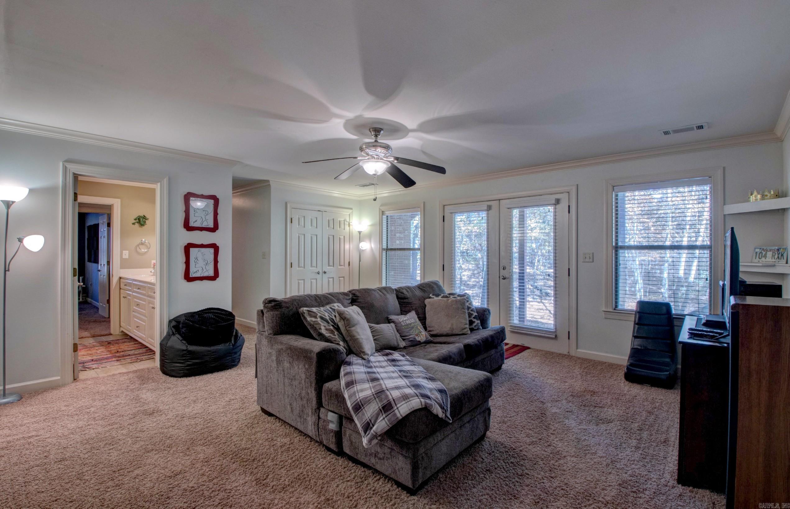 WOODLANDS EDGE - Residential