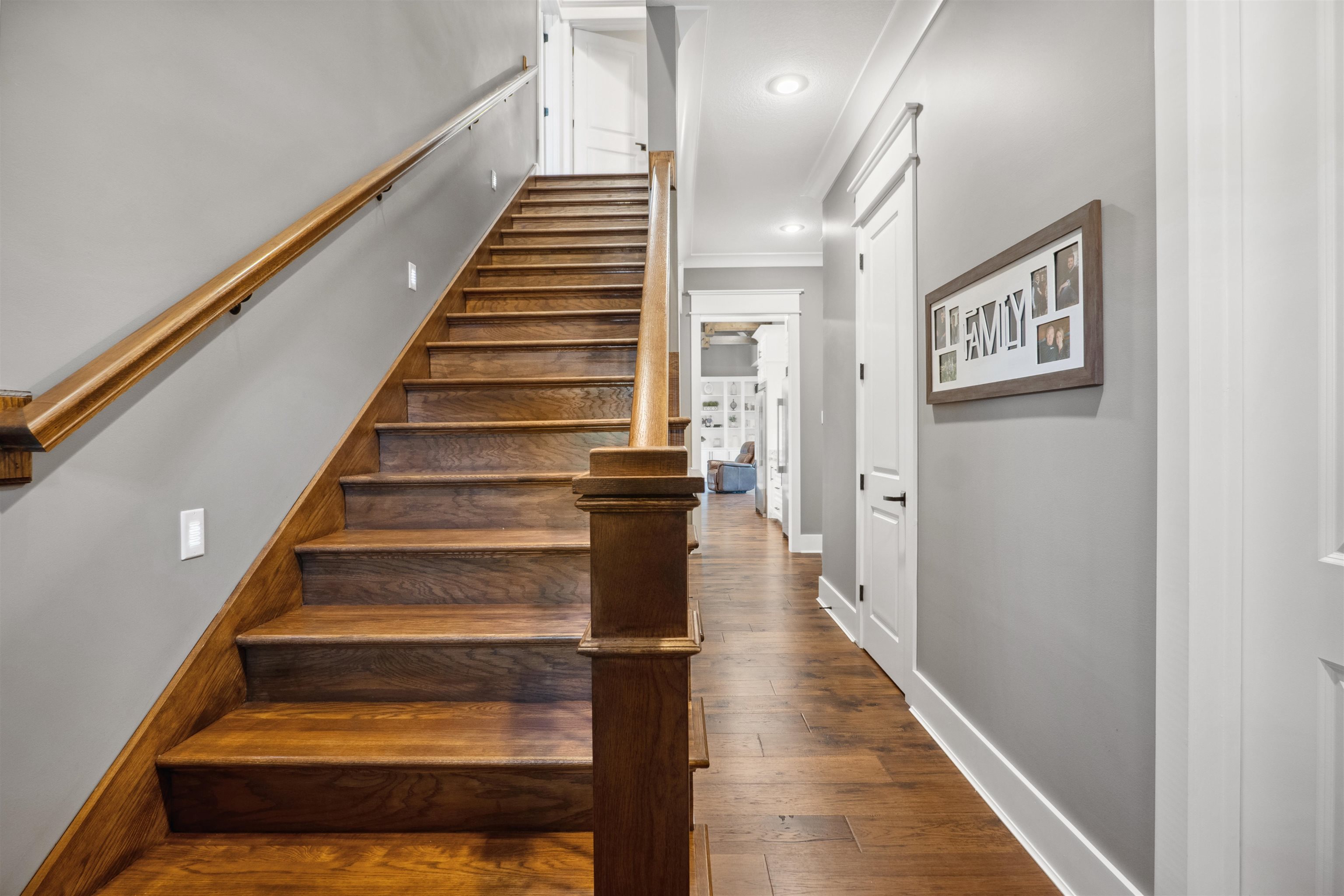 SLOAN LAKE ESTATES - Residential