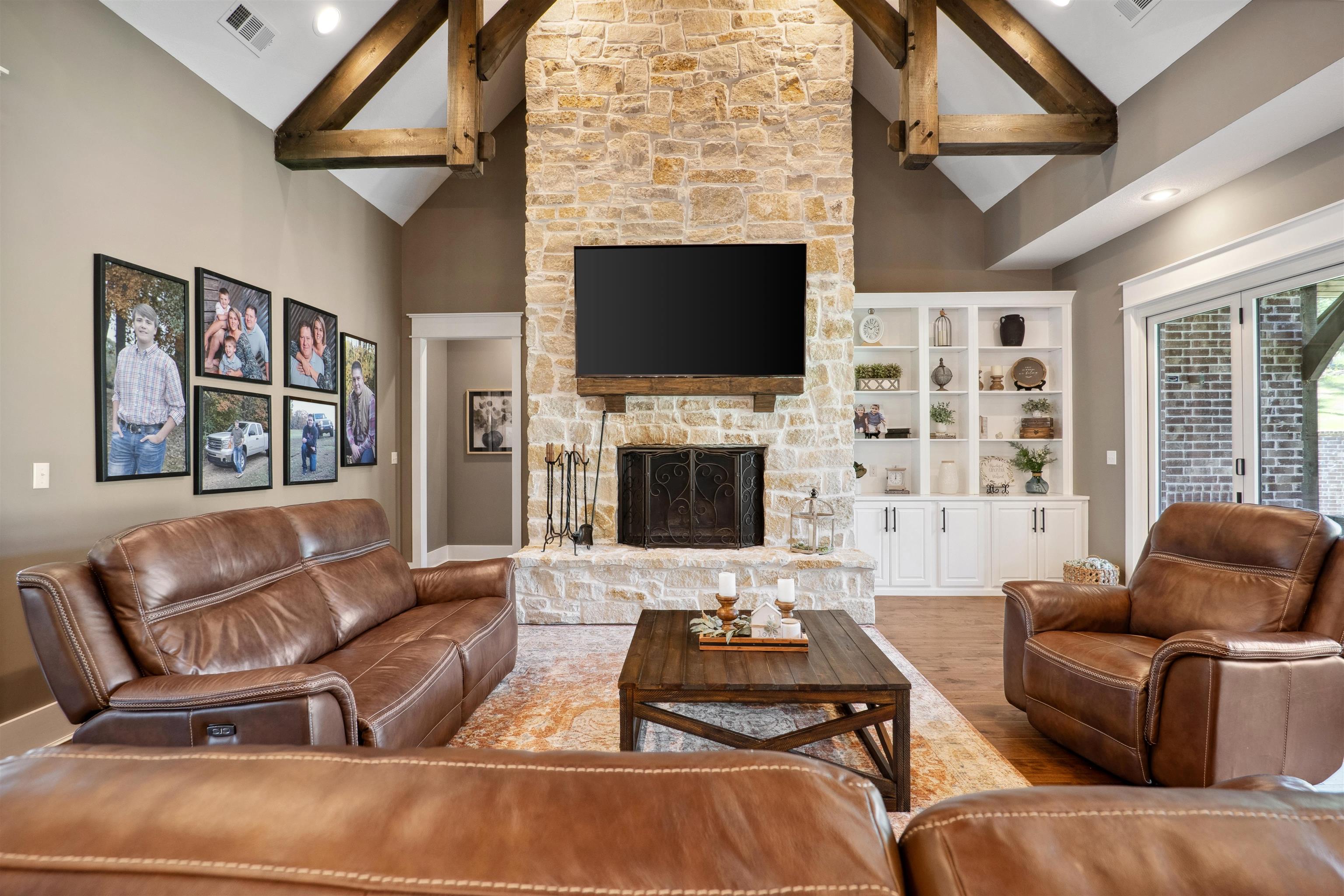 SLOAN LAKE ESTATES - Residential