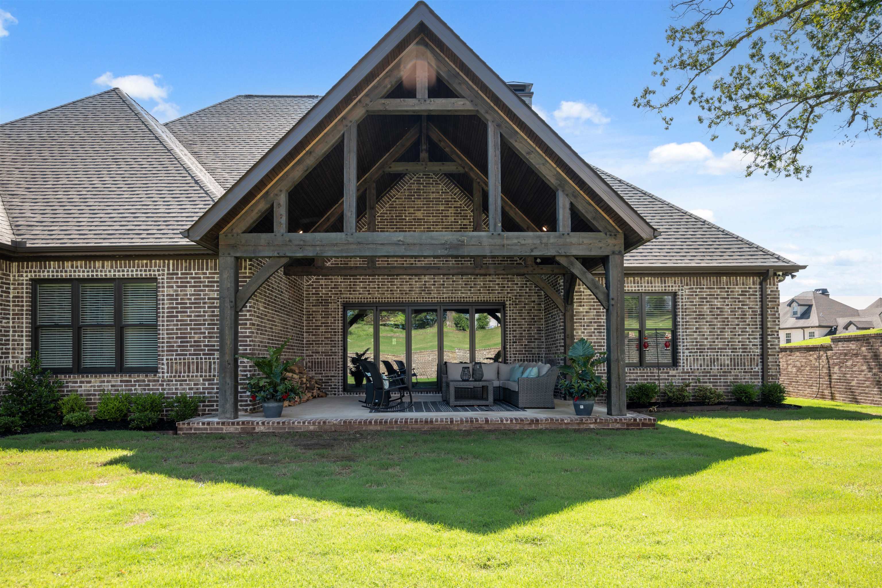 SLOAN LAKE ESTATES - Residential