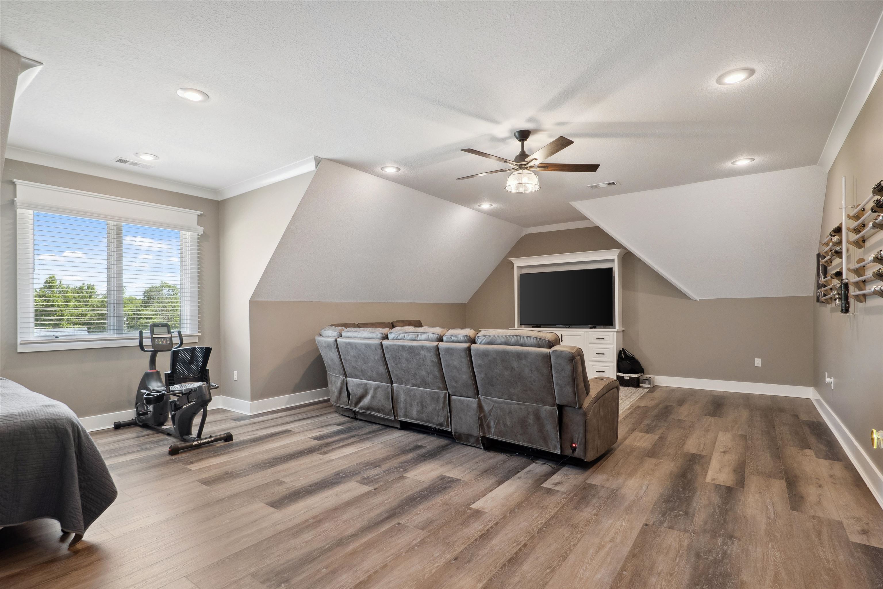 SLOAN LAKE ESTATES - Residential